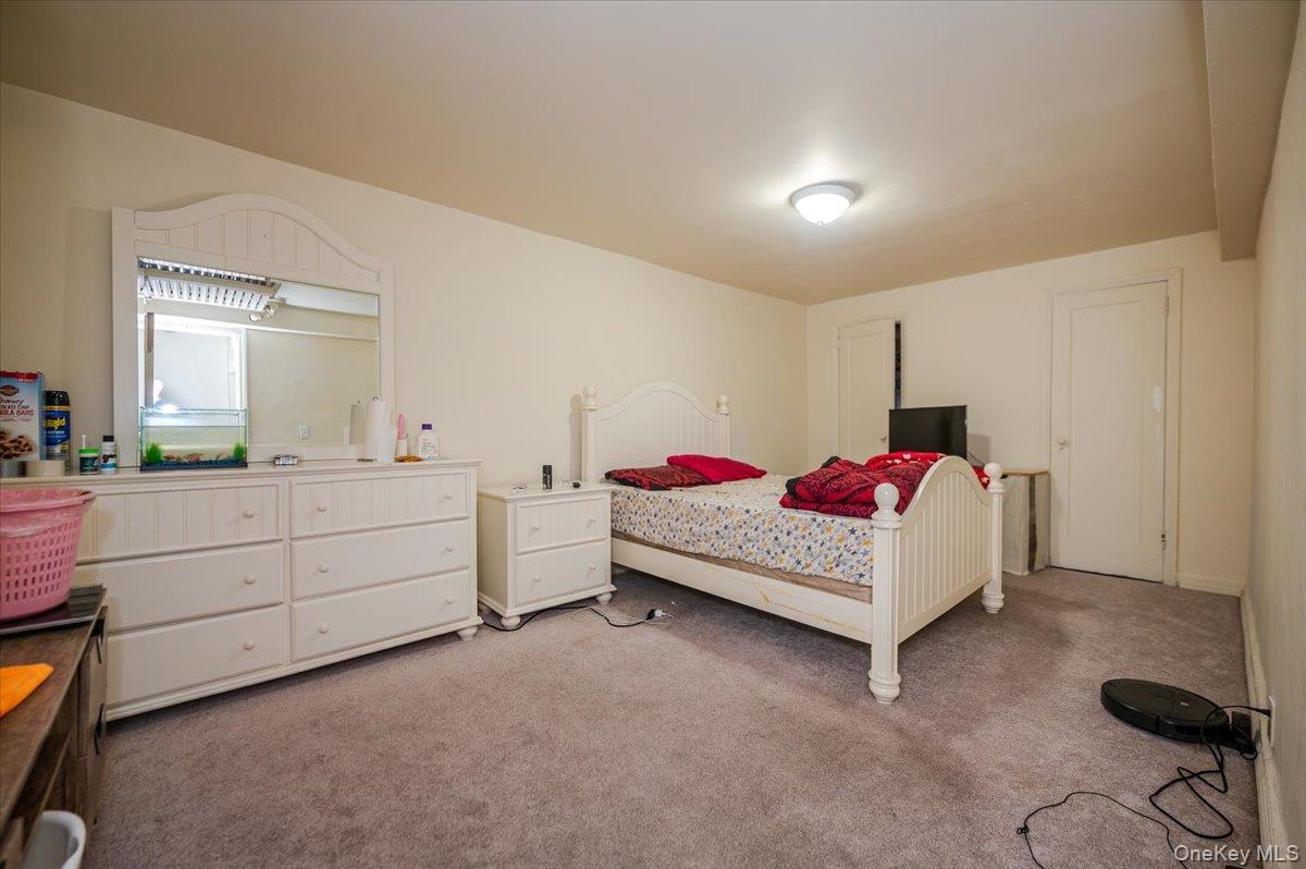 Single Family Bouck  Bronx, NY 10469, MLS-960919-21