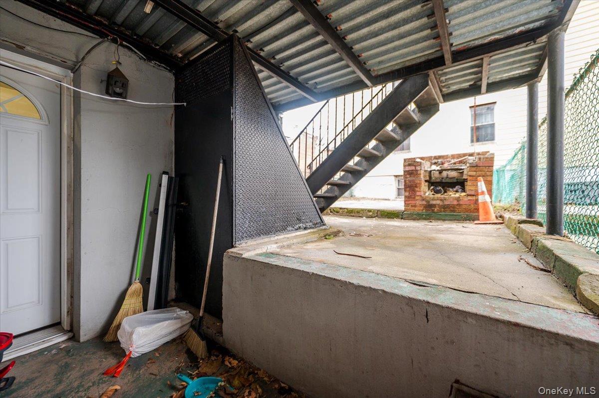 Single Family Bouck  Bronx, NY 10469, MLS-960919-23