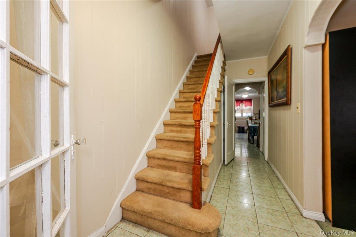 Single Family Bouck  Bronx, NY 10469, MLS-960919-3