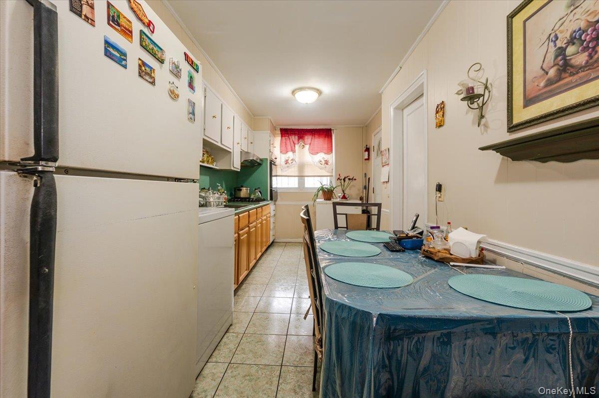 Single Family Bouck  Bronx, NY 10469, MLS-960919-8