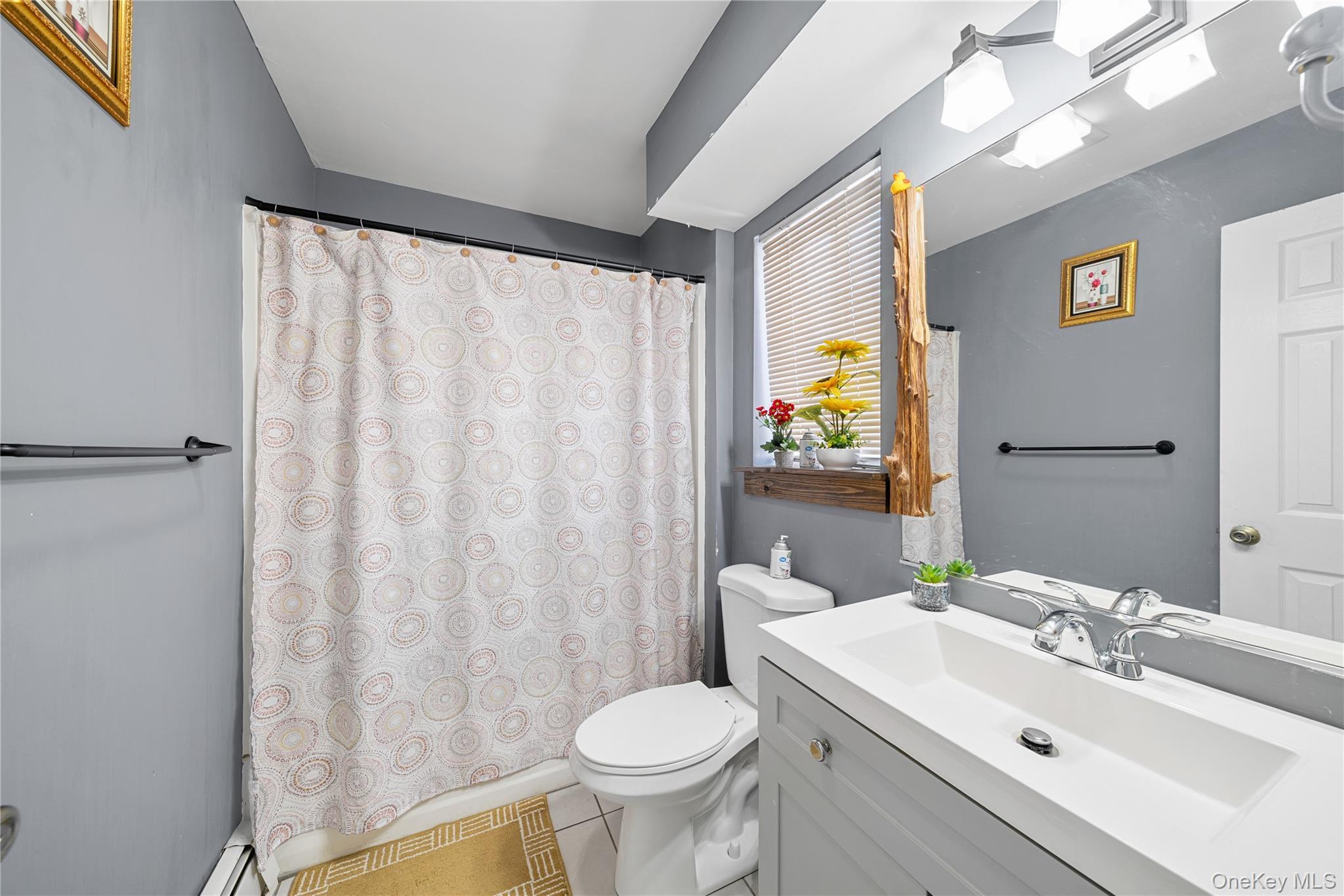 Single Family Revilo  Suffolk County, NY 11967, MLS-960928-29