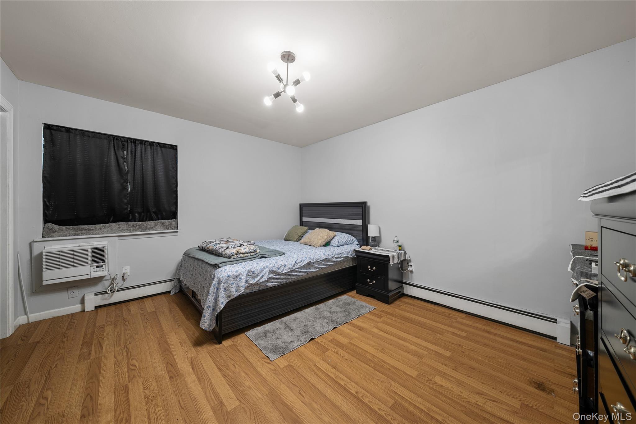 Single Family Revilo  Suffolk County, NY 11967, MLS-960928-30