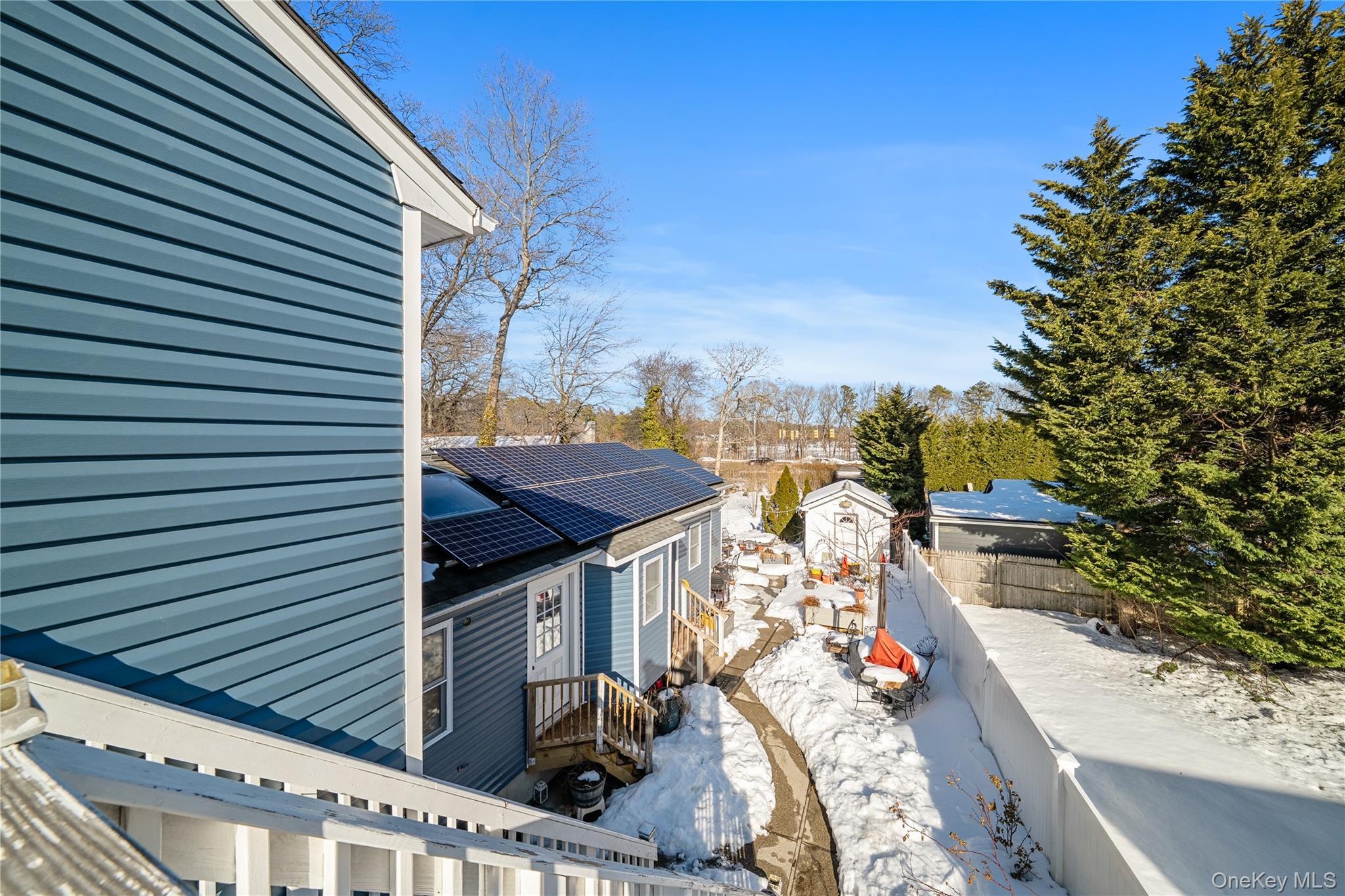 Single Family Revilo  Suffolk County, NY 11967, MLS-960928-31