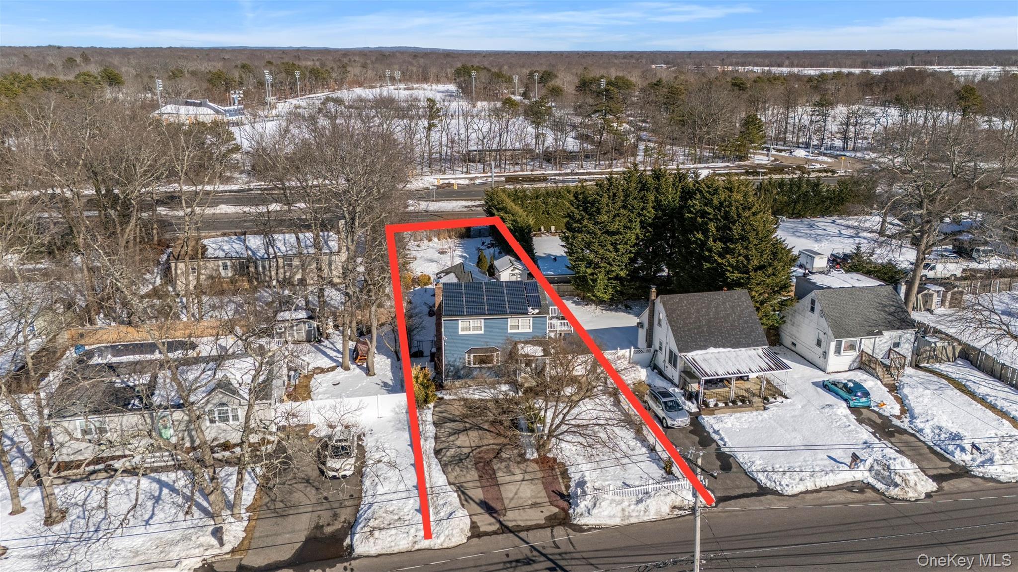 Single Family Revilo  Suffolk County, NY 11967, MLS-960928-38