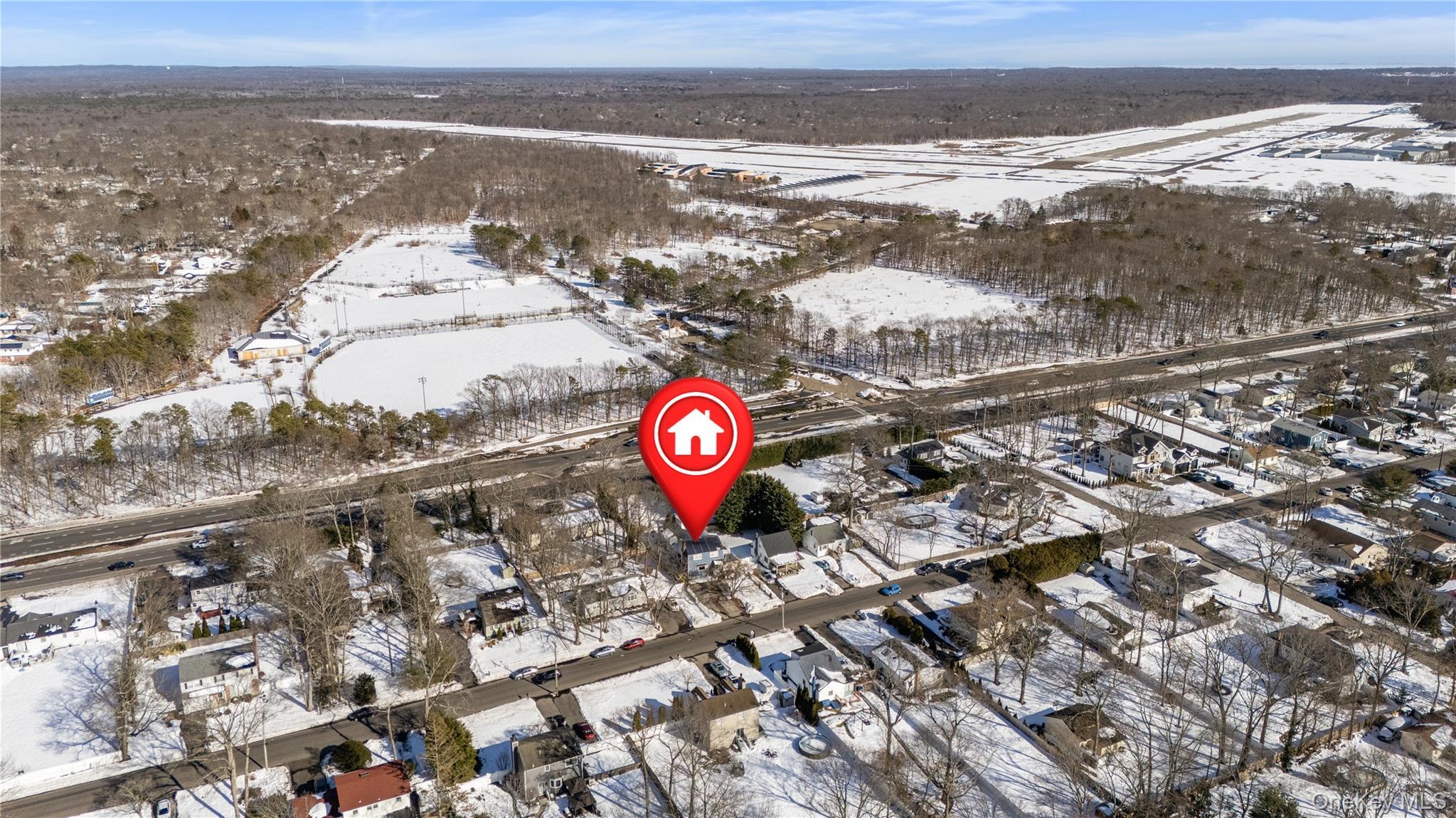 Single Family Revilo  Suffolk County, NY 11967, MLS-960928-39