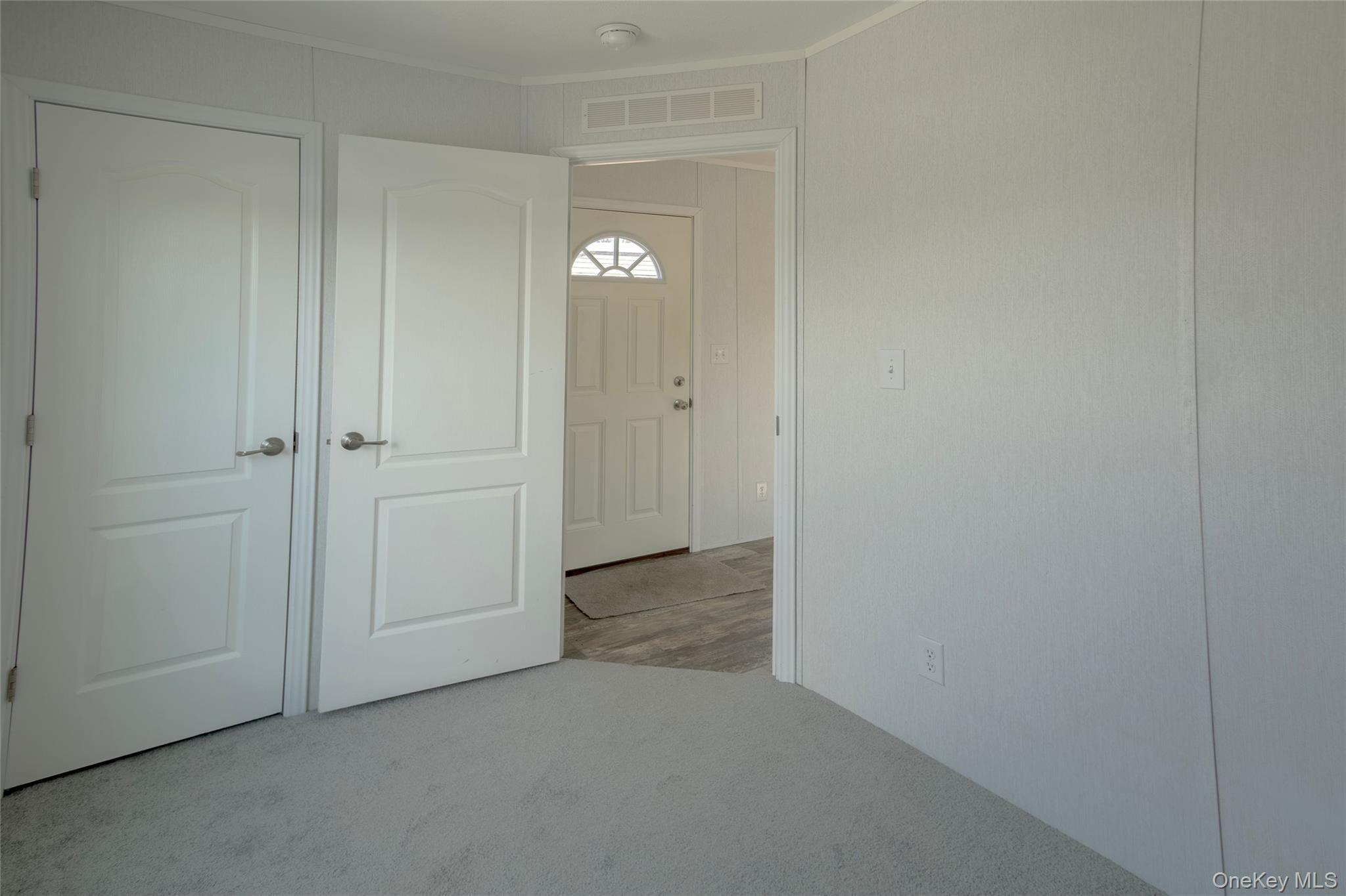 Single Family Main  Suffolk County, NY 11751, MLS-960929-12