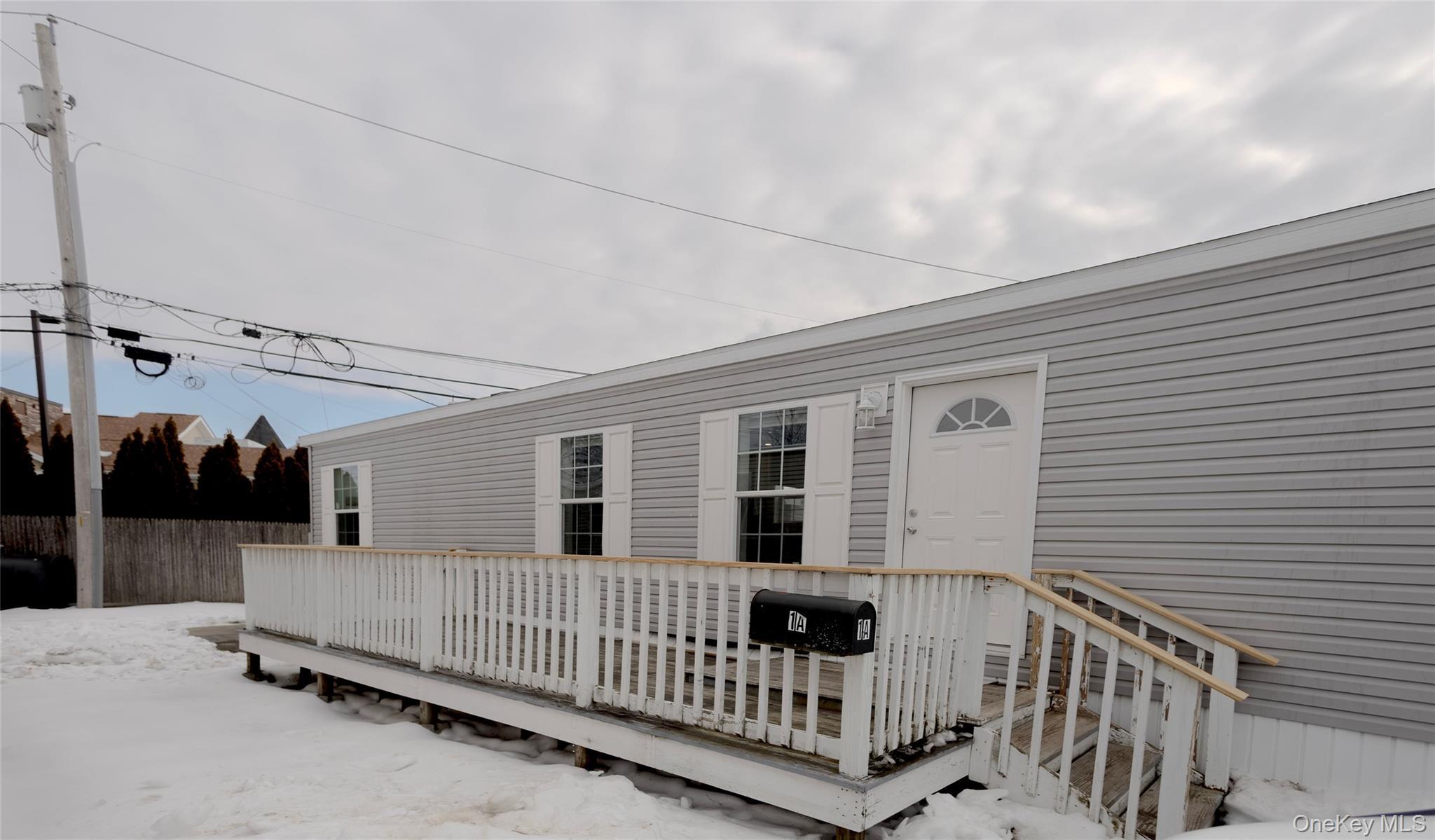 Single Family Main  Suffolk County, NY 11751, MLS-960929-16