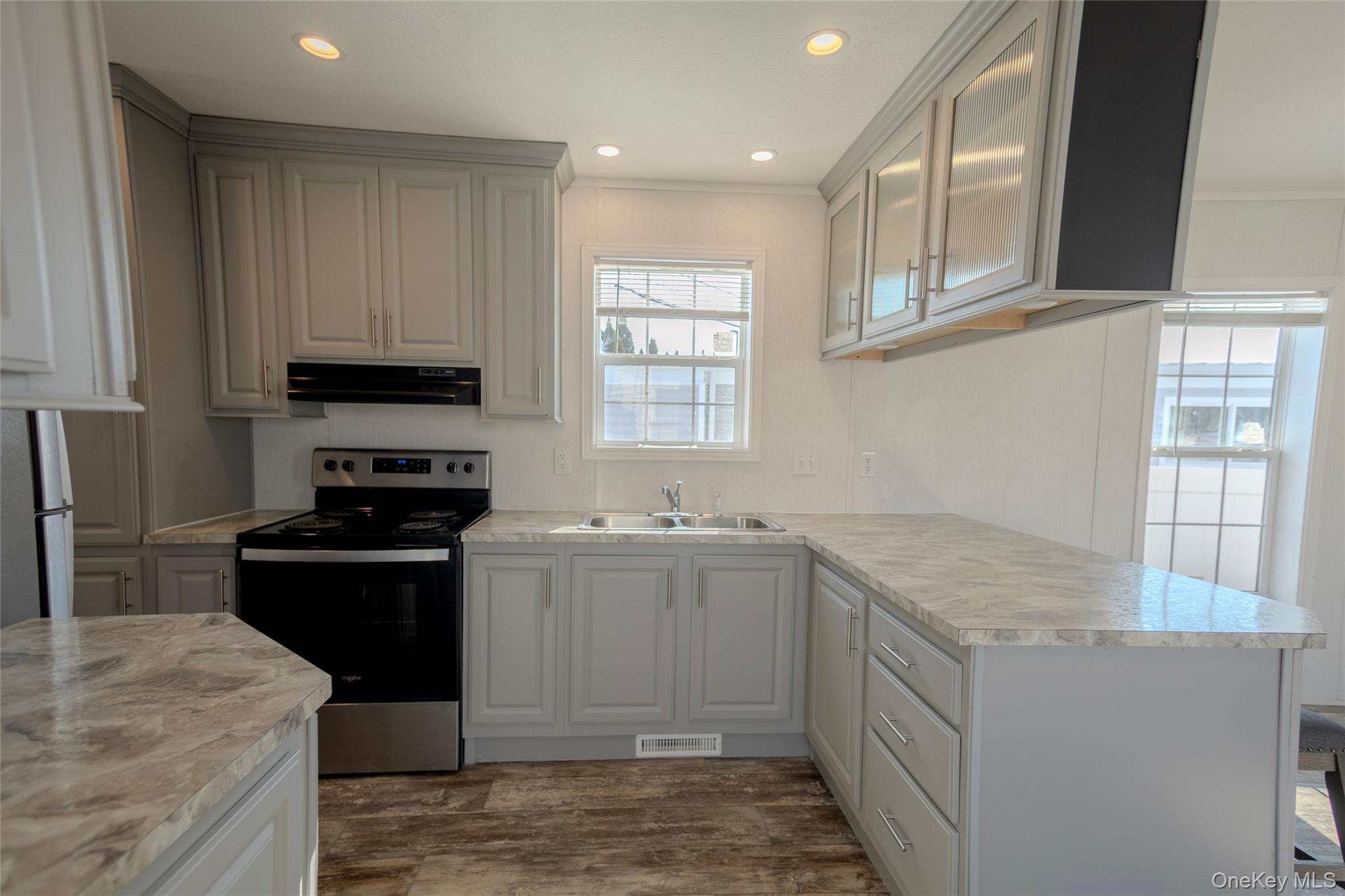 Single Family Main  Suffolk County, NY 11751, MLS-960929-4