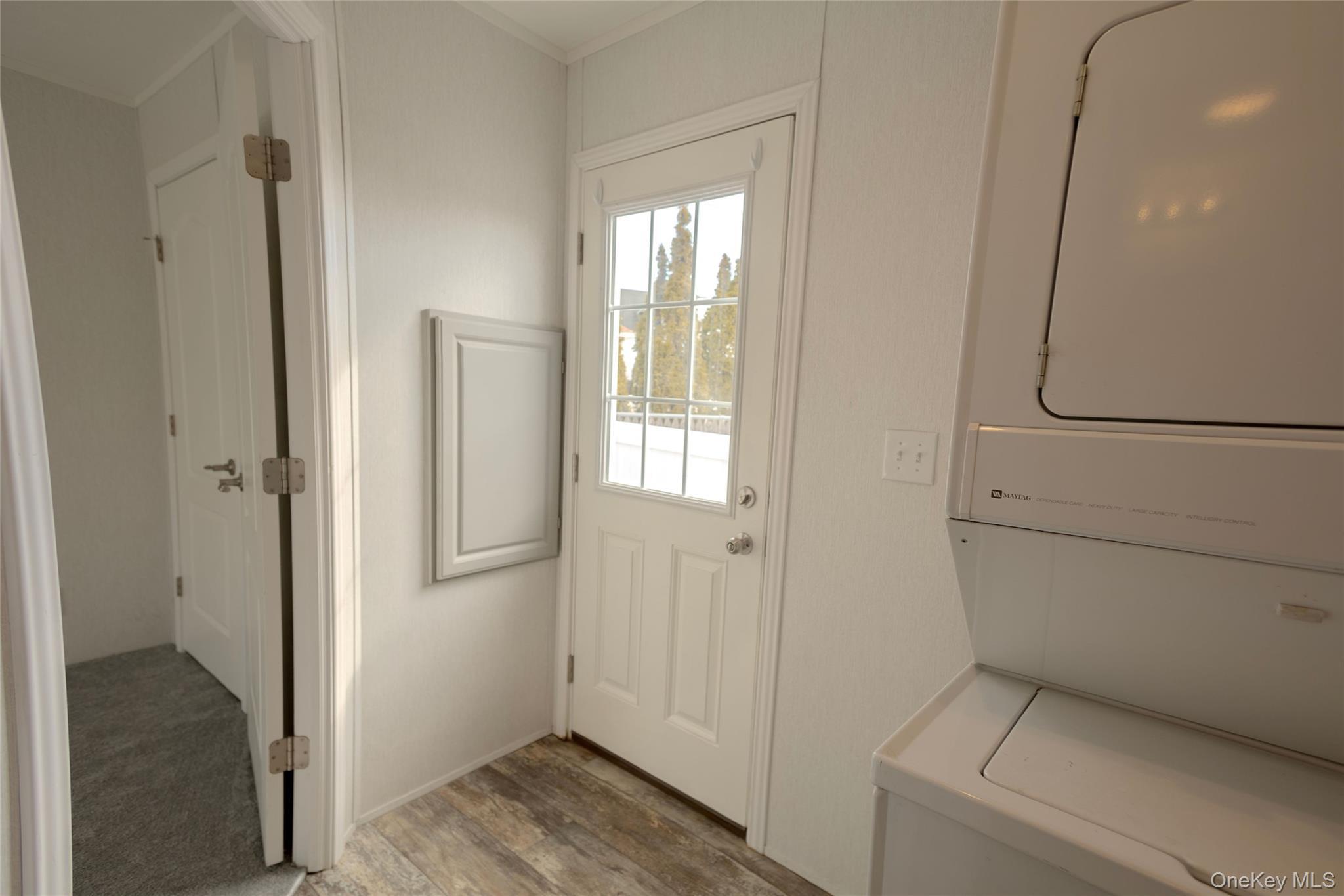 Single Family Main  Suffolk County, NY 11751, MLS-960929-8