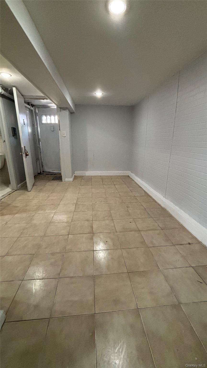 Apartment E 172nd Street Bronx, NY 10472, MLS-960947-2