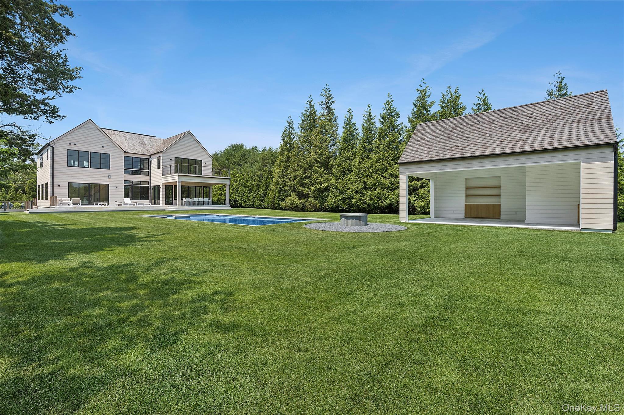 Single Family Tuckahoe Lane  Suffolk County, NY 11968, MLS-960949-31