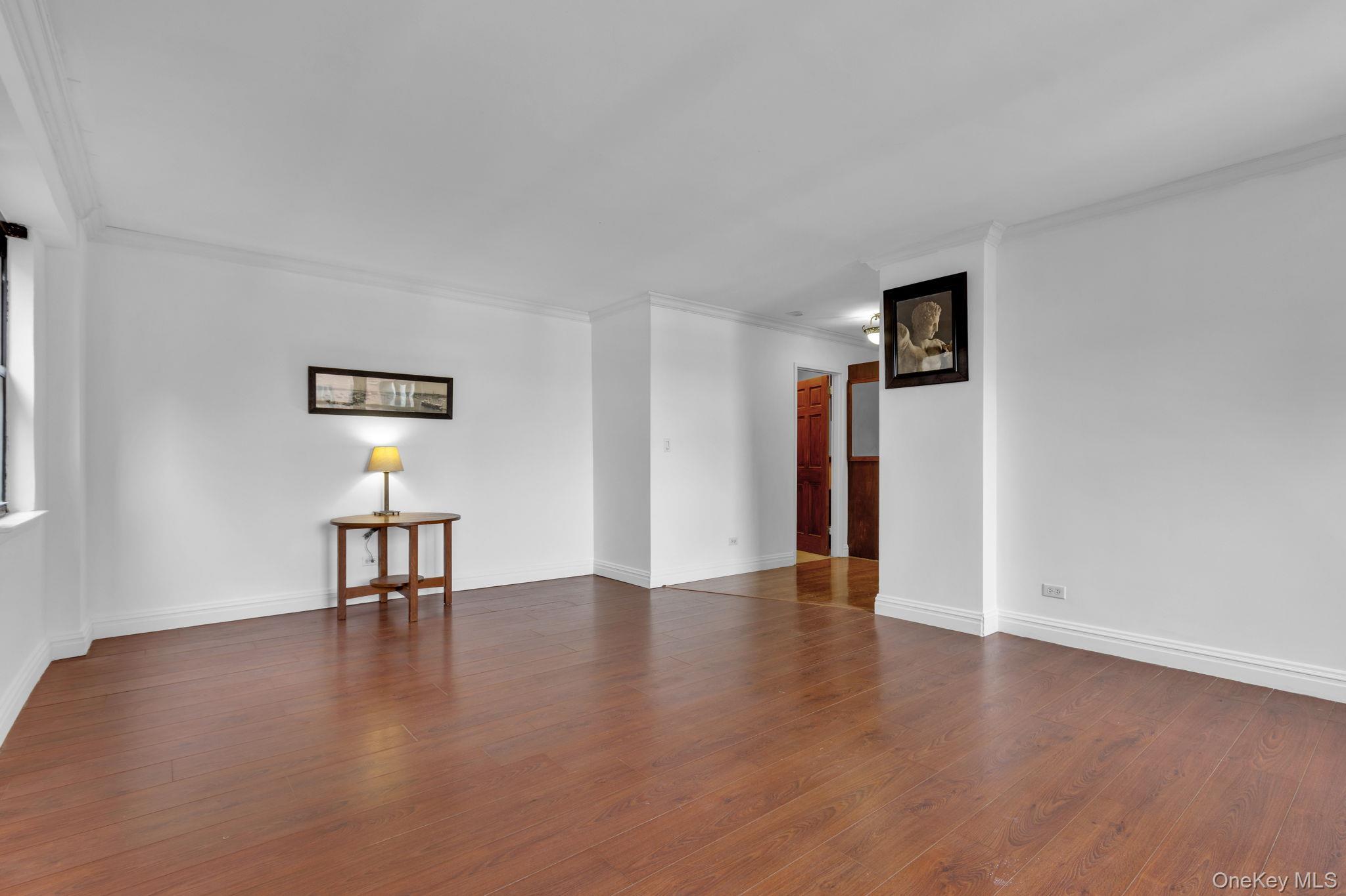 Coop 215th  Manhattan, NY 10034, MLS-960955-5