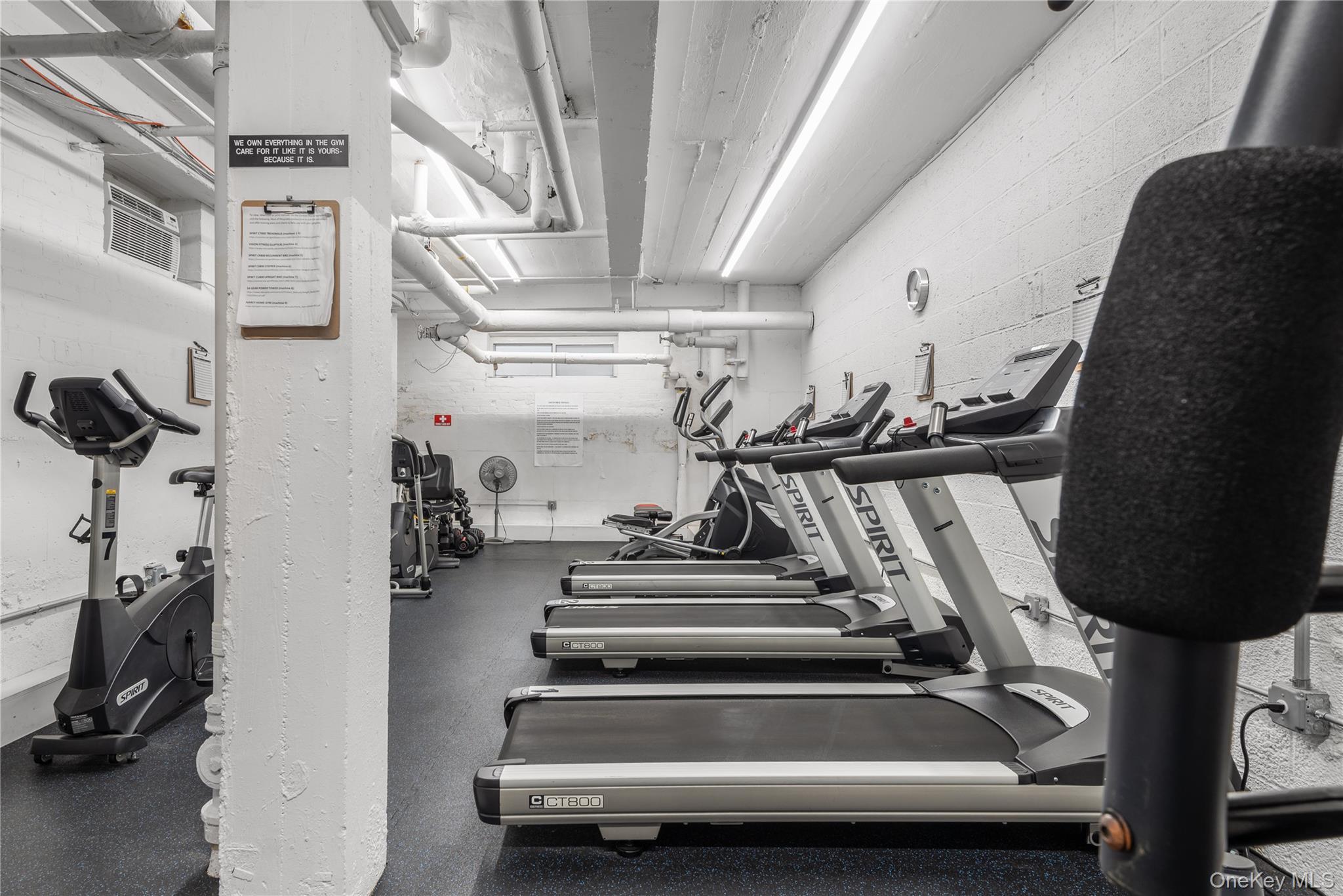 Coop 85th Queens, NY 11372, MLS-960964-21