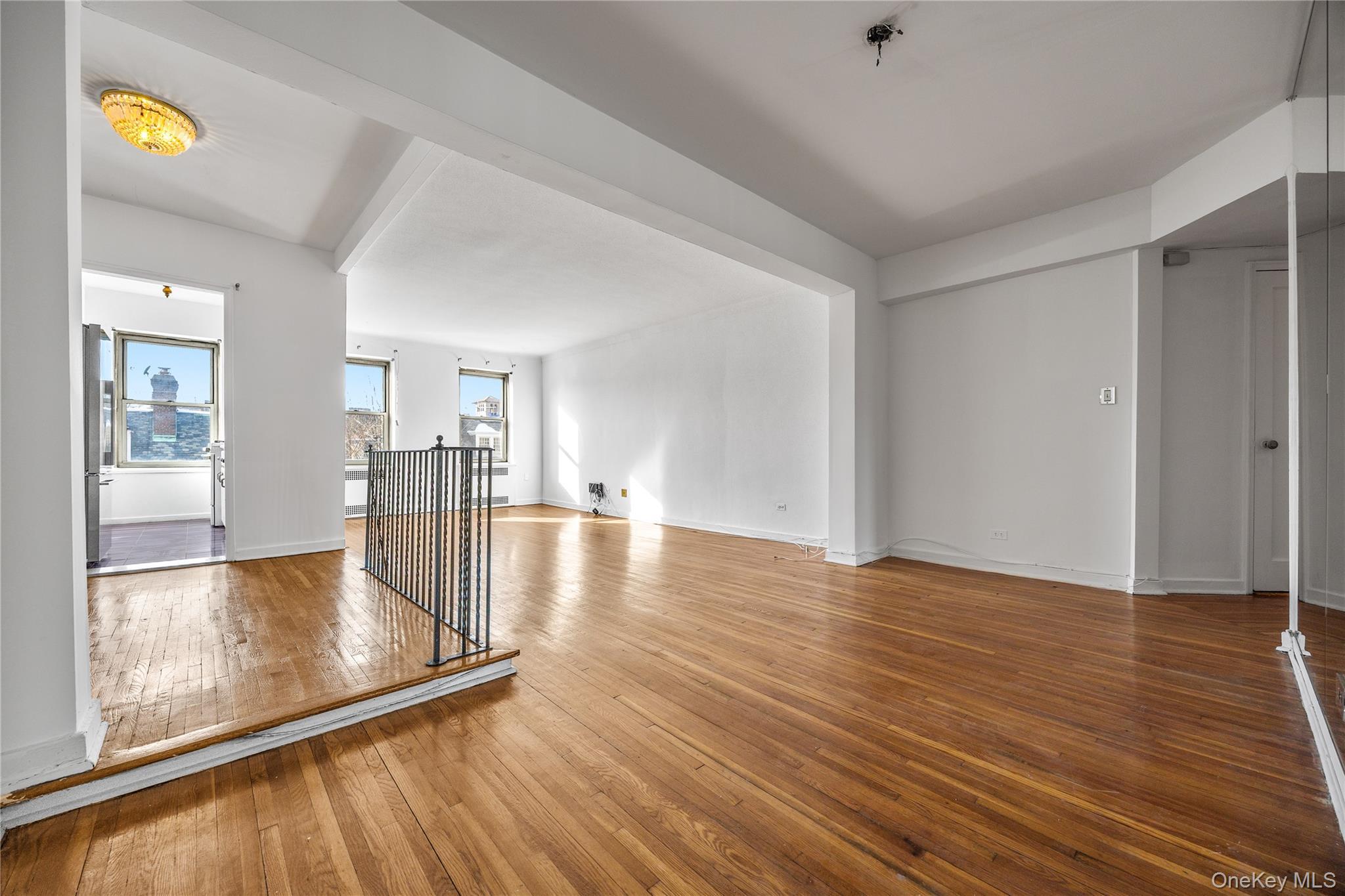 Coop 85th Queens, NY 11372, MLS-960964-7