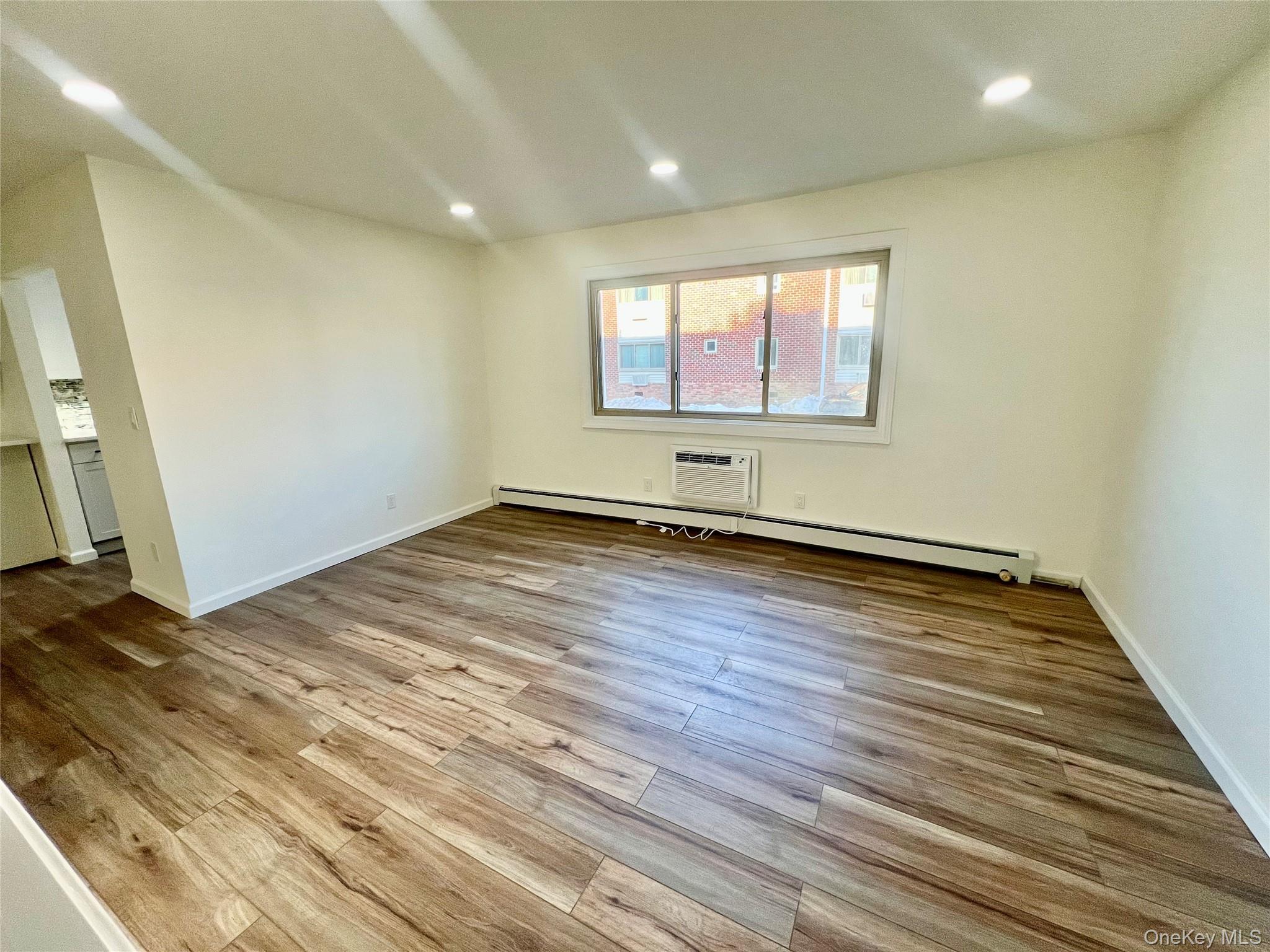 Coop Union  Suffolk County, NY 11751, MLS-960965-4