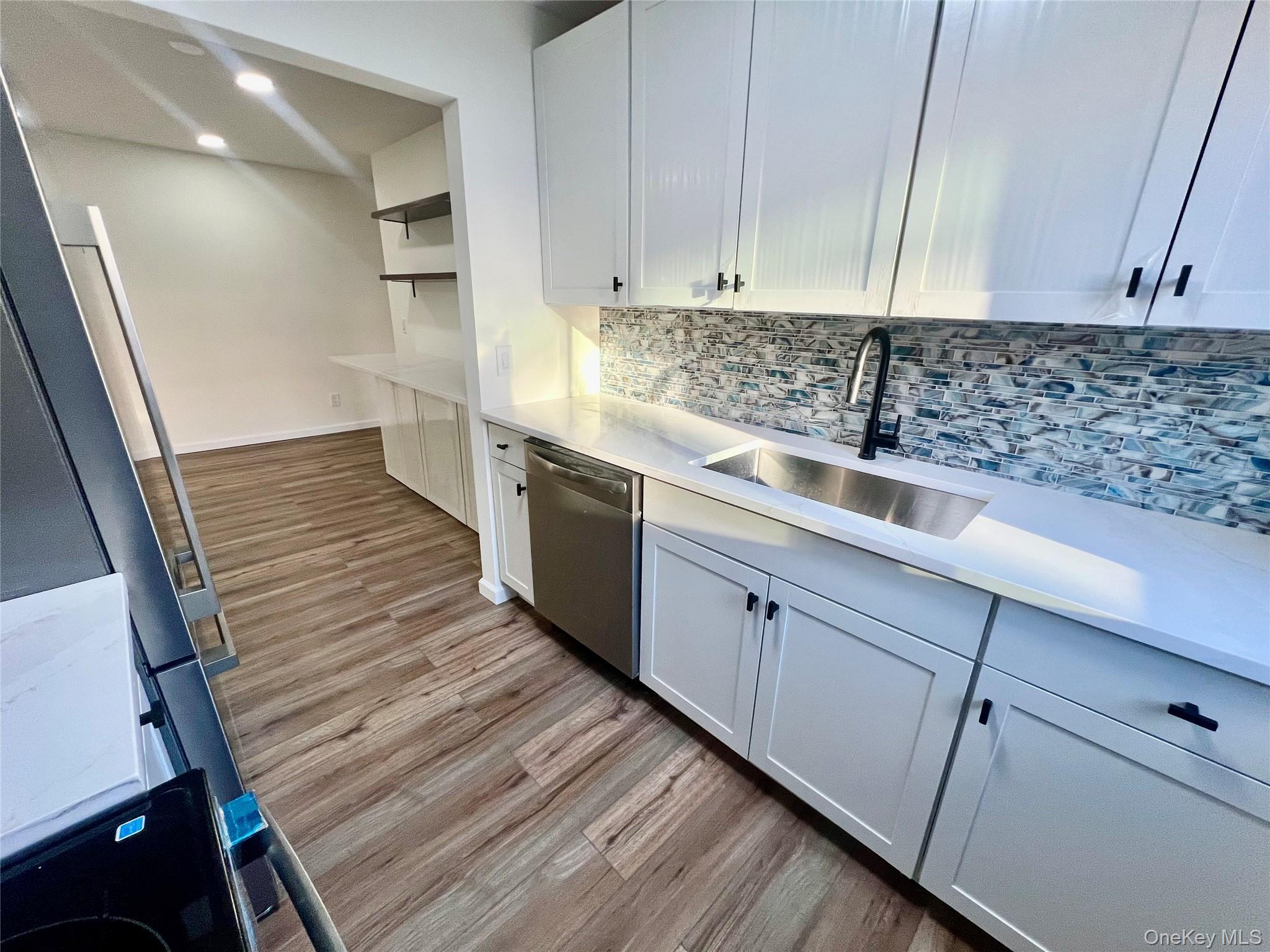 Coop Union  Suffolk County, NY 11751, MLS-960965-7