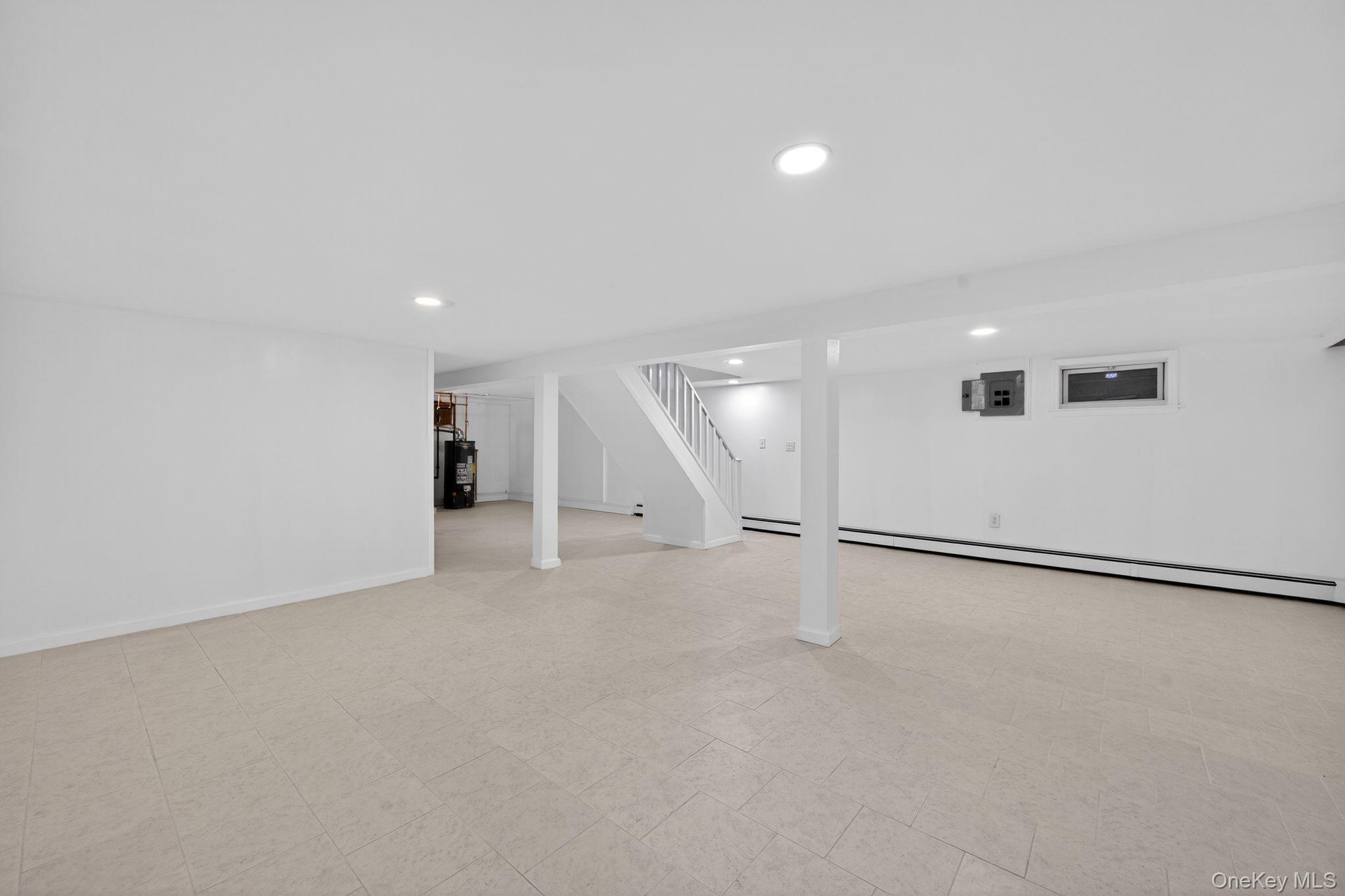 Single Family 208th  Queens, NY 11429, MLS-960968-23