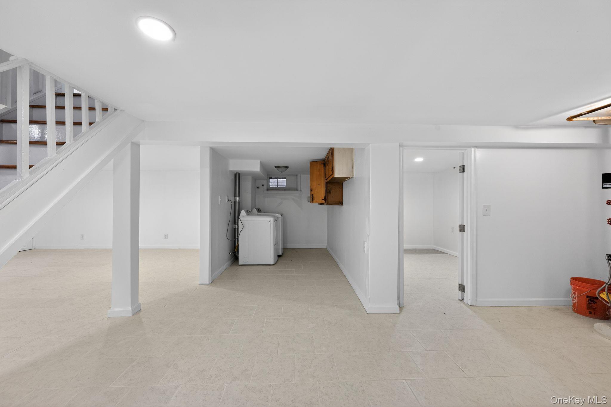 Single Family 208th  Queens, NY 11429, MLS-960968-24