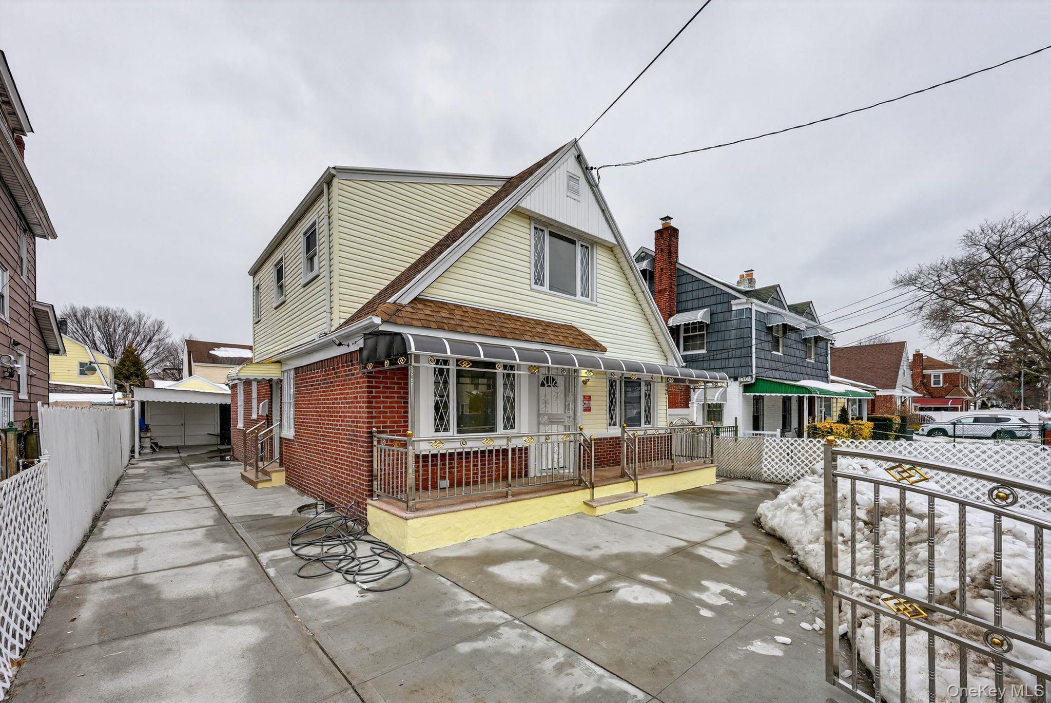 Single Family 208th  Queens, NY 11429, MLS-960968-26