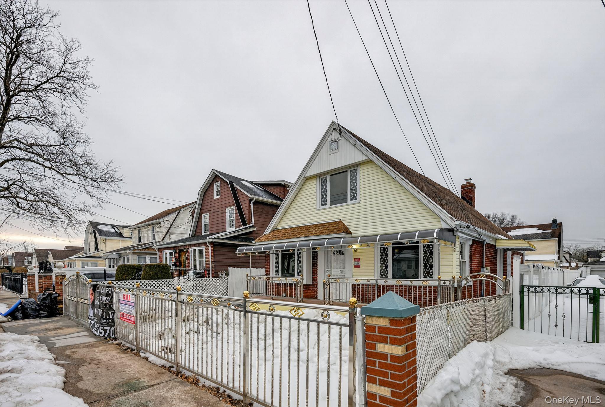 Single Family 208th  Queens, NY 11429, MLS-960968-27