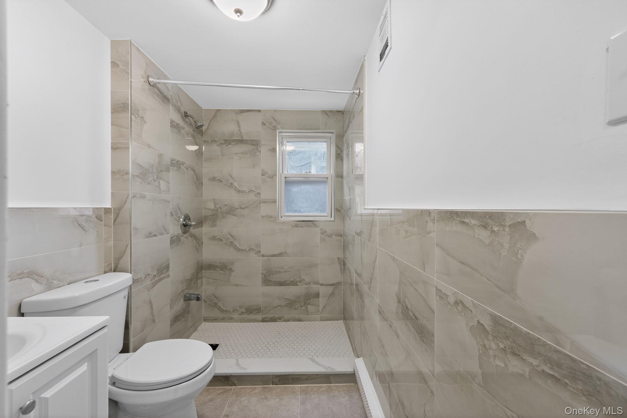 Single Family 208th  Queens, NY 11429, MLS-960968-7