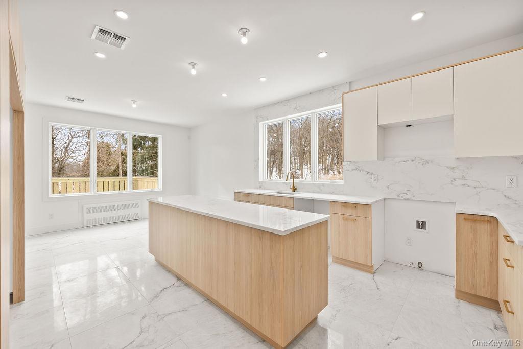 Condo Sherman  Rockland County, NY 10977, MLS-961011-12