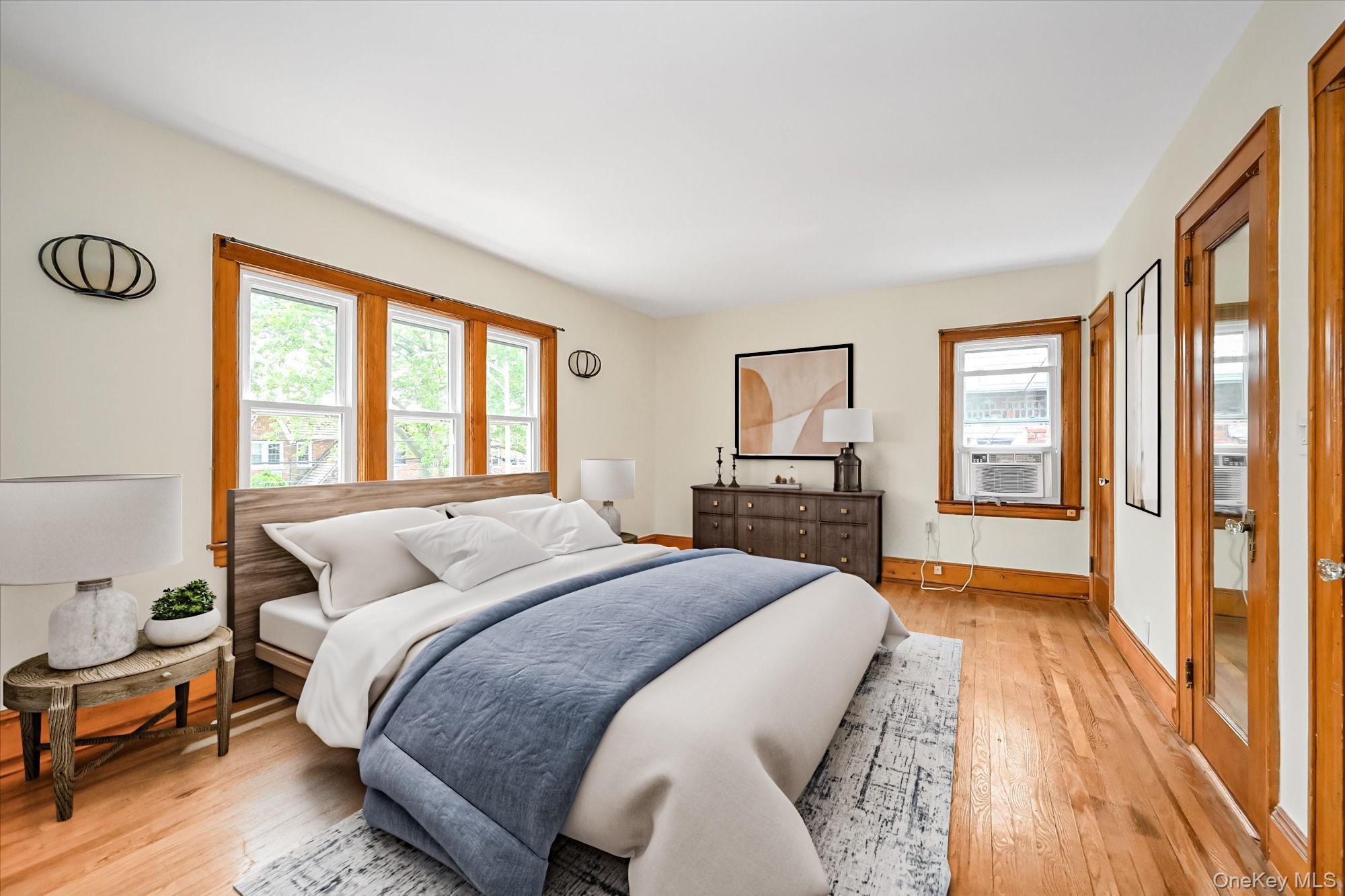 Single Family 65th  Queens, NY 11378, MLS-961016-13