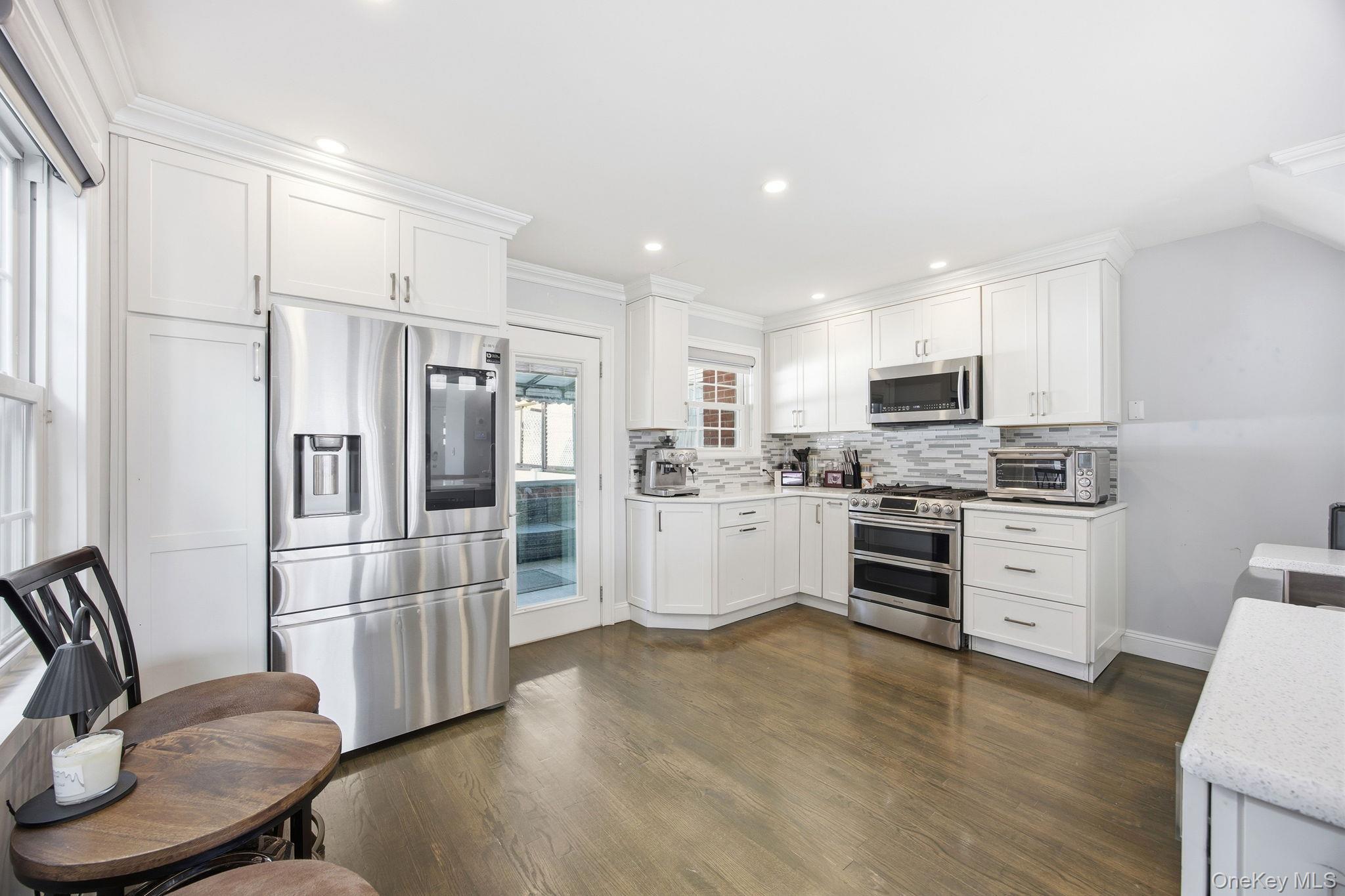 Single Family Swinton  Bronx, NY 10465, MLS-961025-8