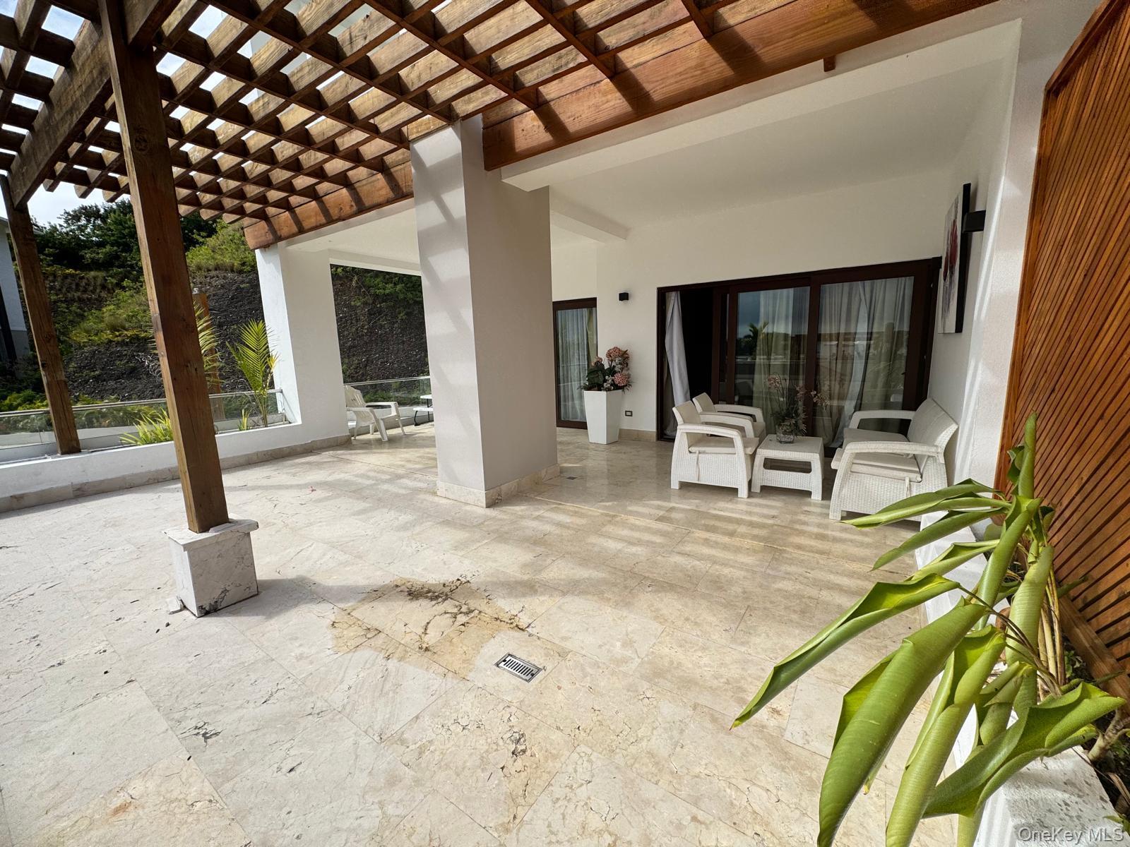 Condo Hacienda Samana Bay, Avenida Del Malecon Out Of Area, NY 32000, MLS-961048-11