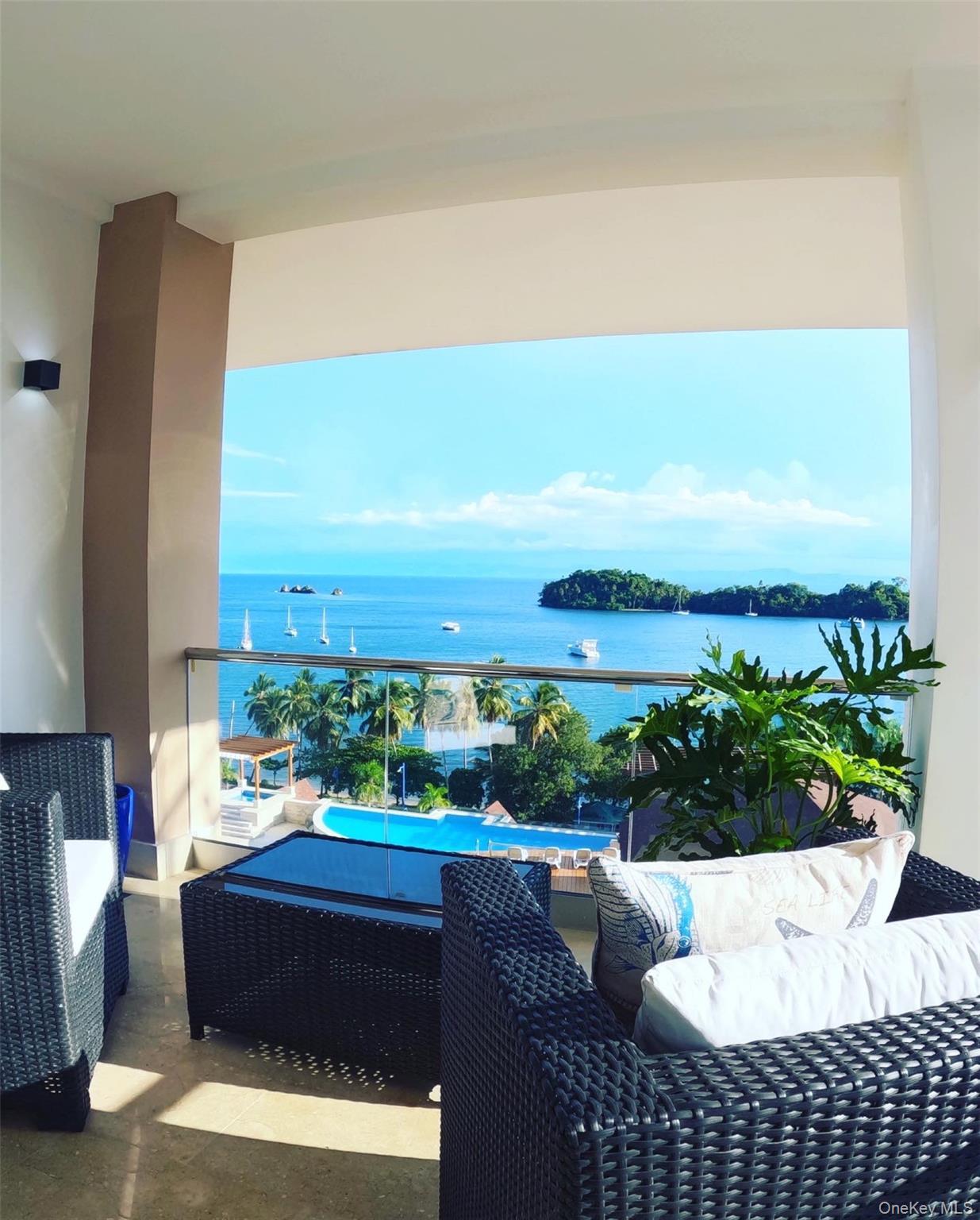 Condo Hacienda Samana Bay, Avenida Del Malecon Out Of Area, NY 32000, MLS-961048-15