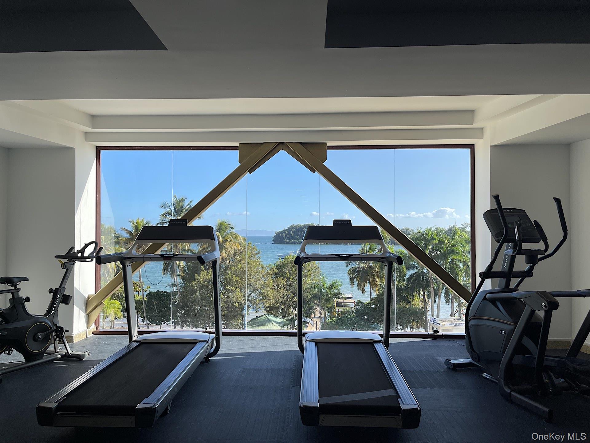 Condo Hacienda Samana Bay, Avenida Del Malecon Out Of Area, NY 32000, MLS-961048-16