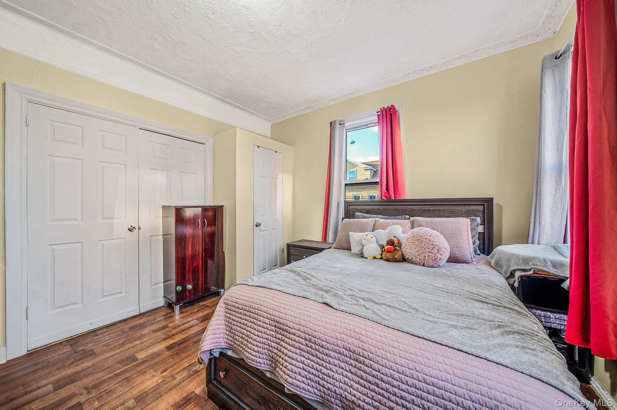 Single Family 38th  Queens, NY 11368, MLS-961057-29