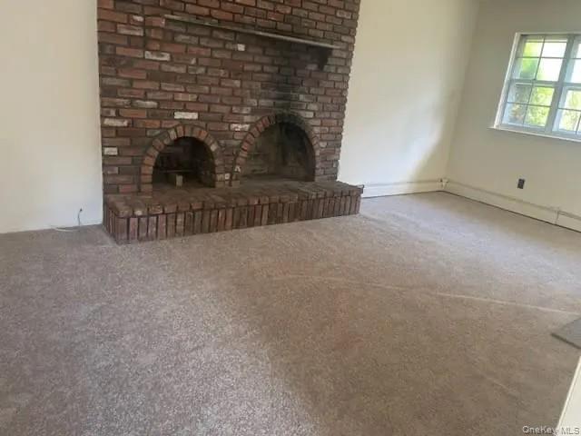 Single Family Grand  Suffolk County, NY 11967, MLS-961065-2