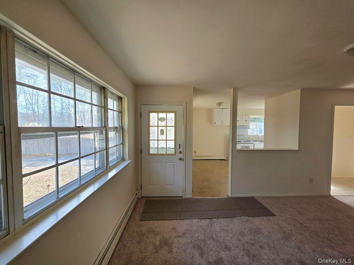 Single Family Grand  Suffolk County, NY 11967, MLS-961065-3