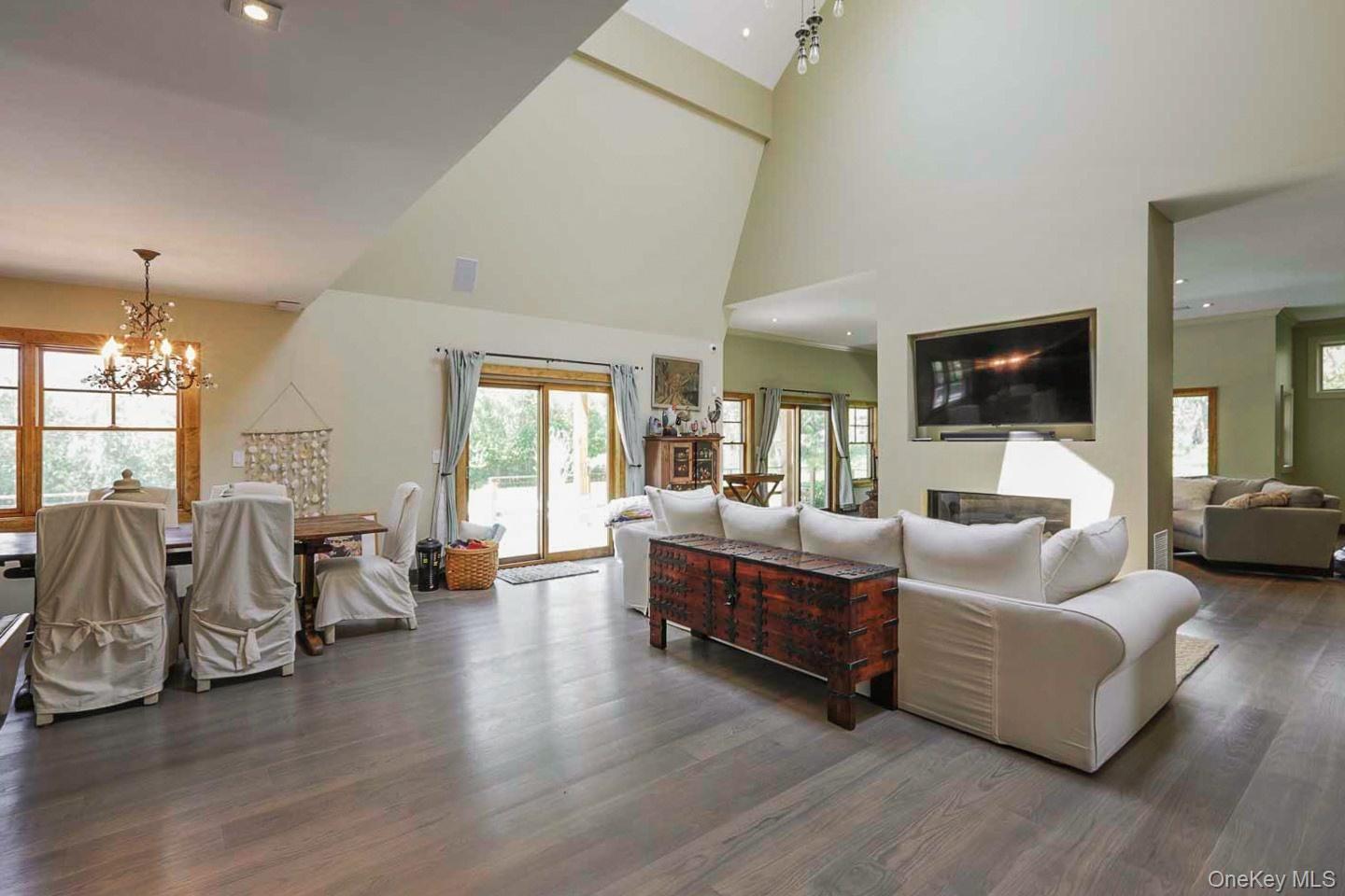 Single Family Scuttle Hole Road Suffolk County, NY 11976, MLS-961068-7