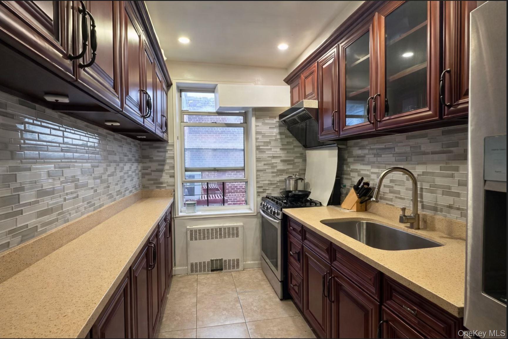 Coop Parsons  Queens, NY 11354, MLS-961088-9