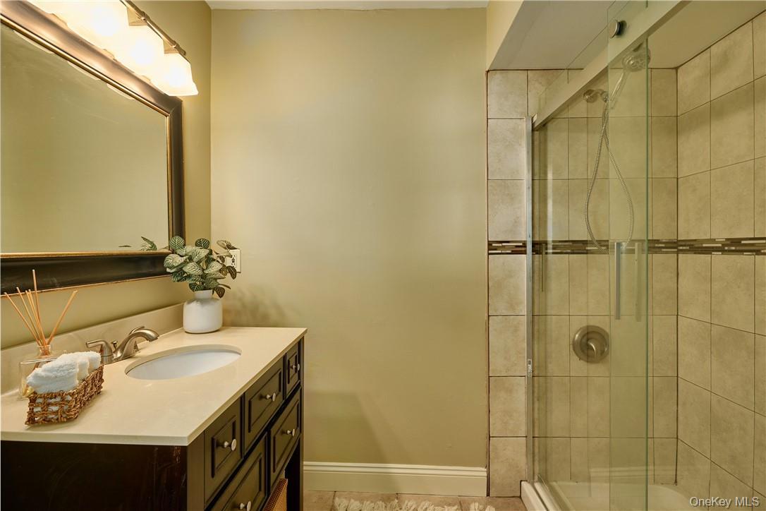 Single Family Maple  Orange County, NY 10990, MLS-961089-10