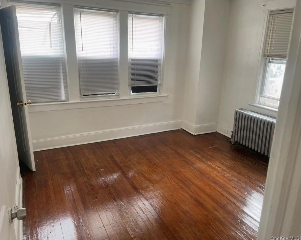 Single Family Thieriot Bronx, NY 10473, MLS-961093-3