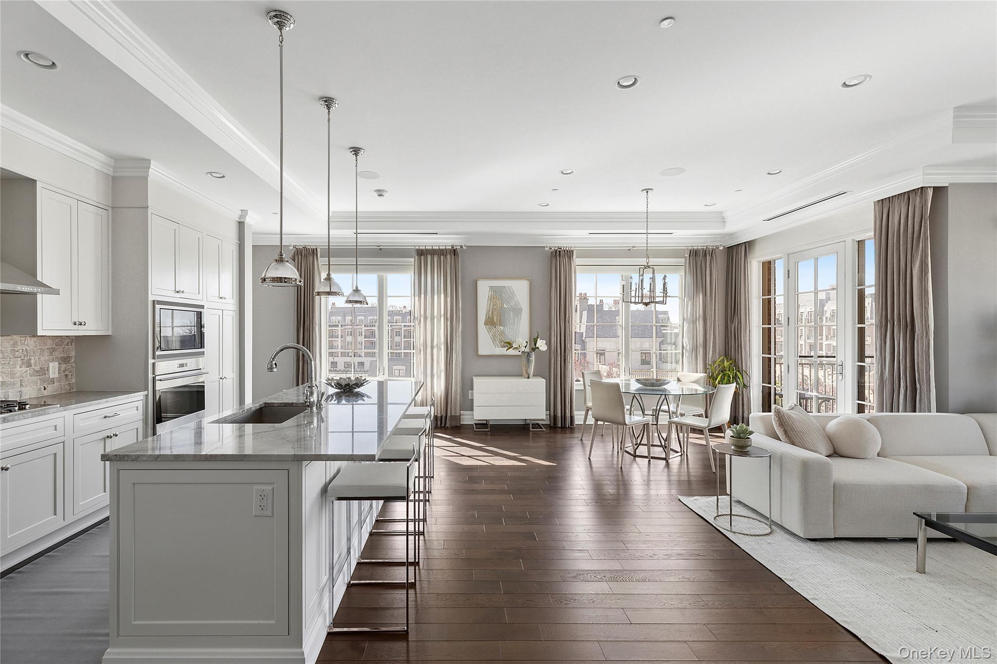 Condo Royal  Nassau County, NY 11040, MLS-961102-4