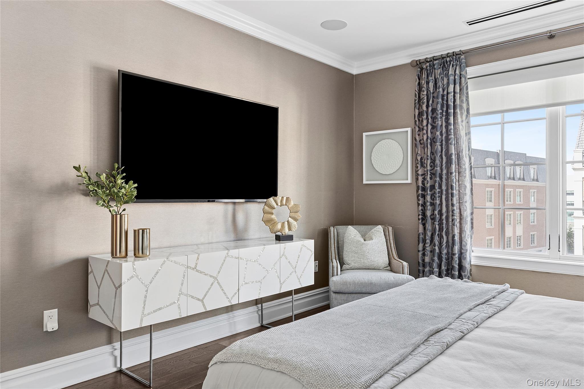 Condo Royal  Nassau County, NY 11040, MLS-961102-7