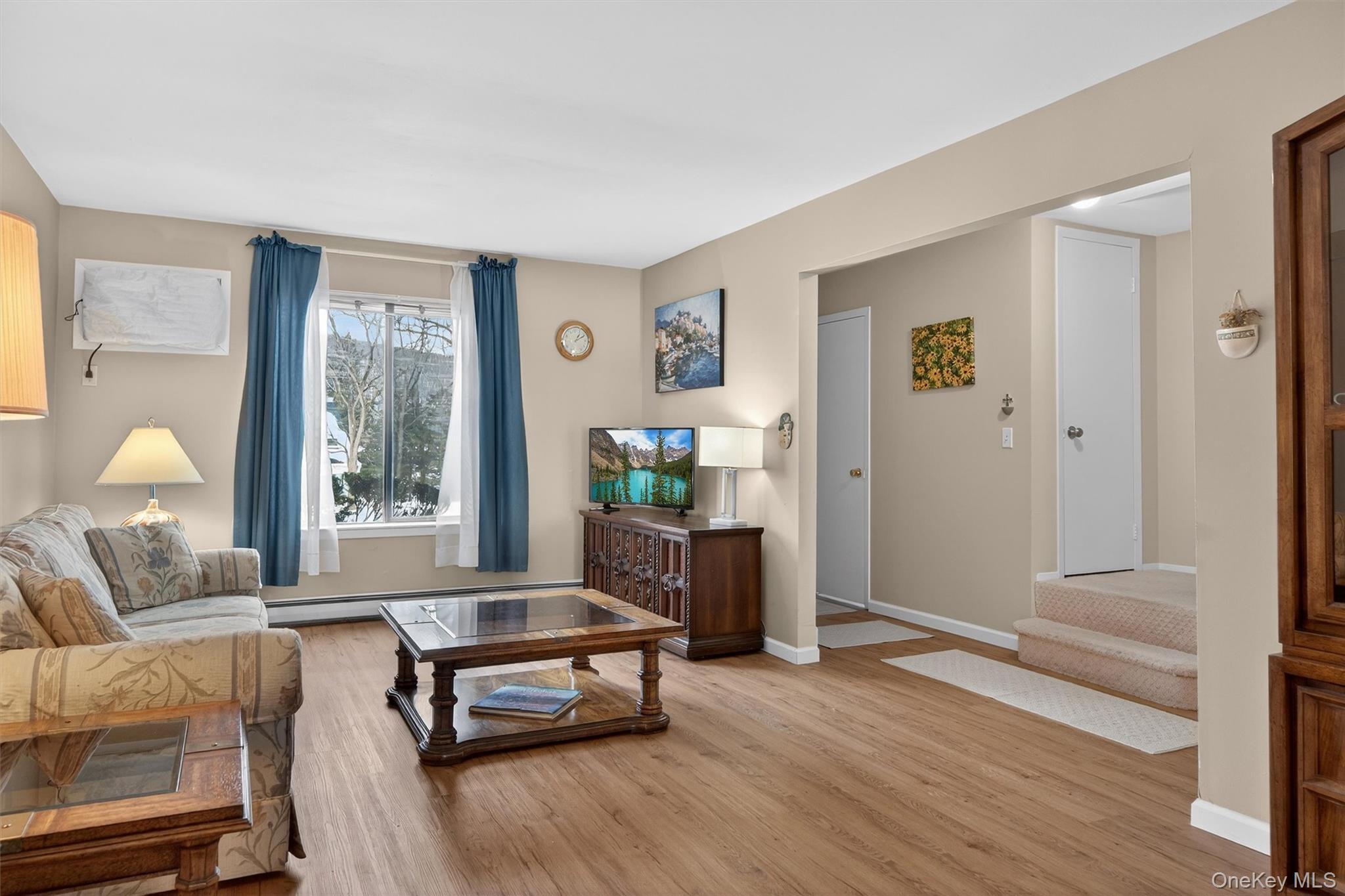 Single Family Mountain Laurel Orange County, NY 10950, MLS-961136-9