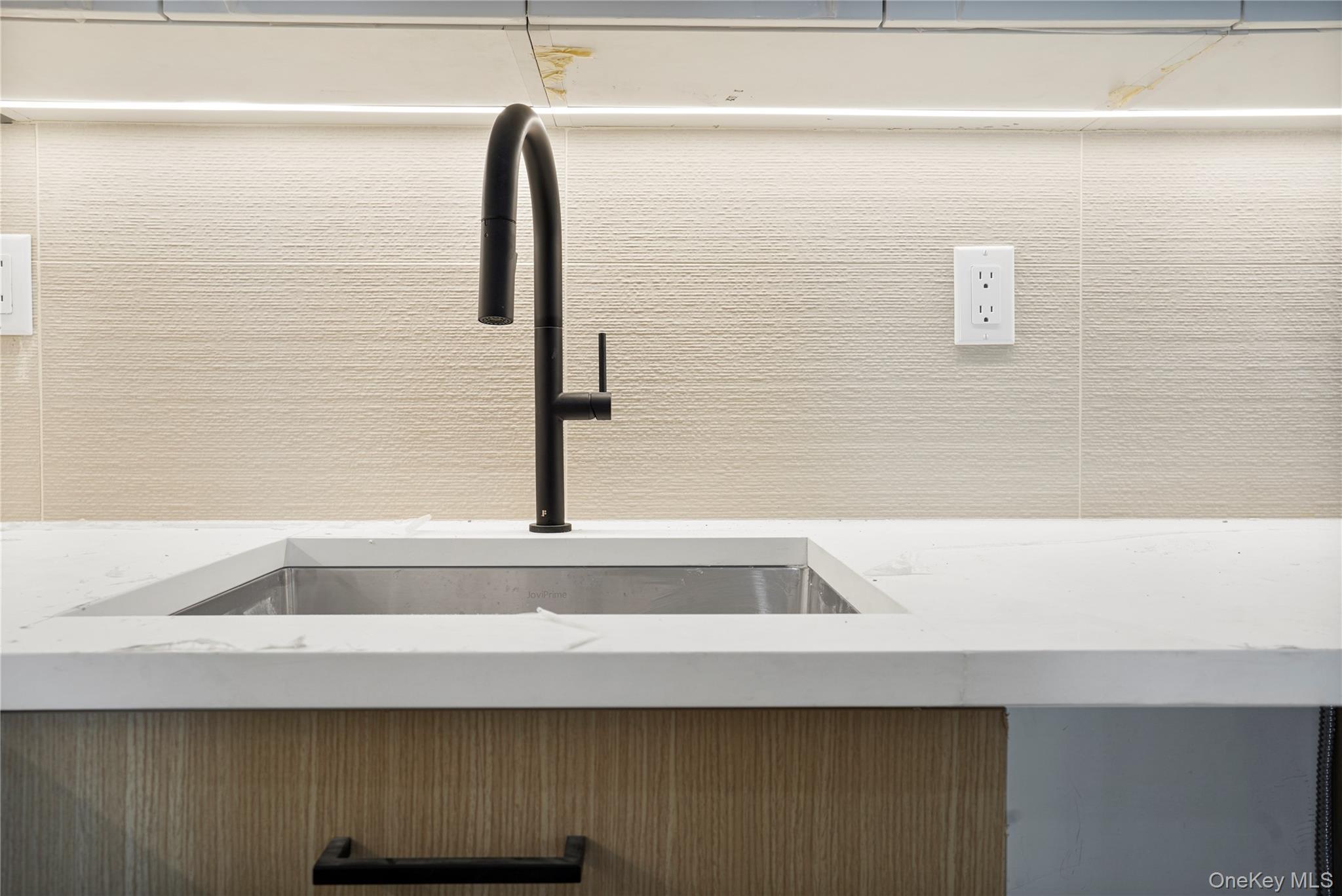 Condo Vernon  Brooklyn, NY 11206, MLS-961149-2