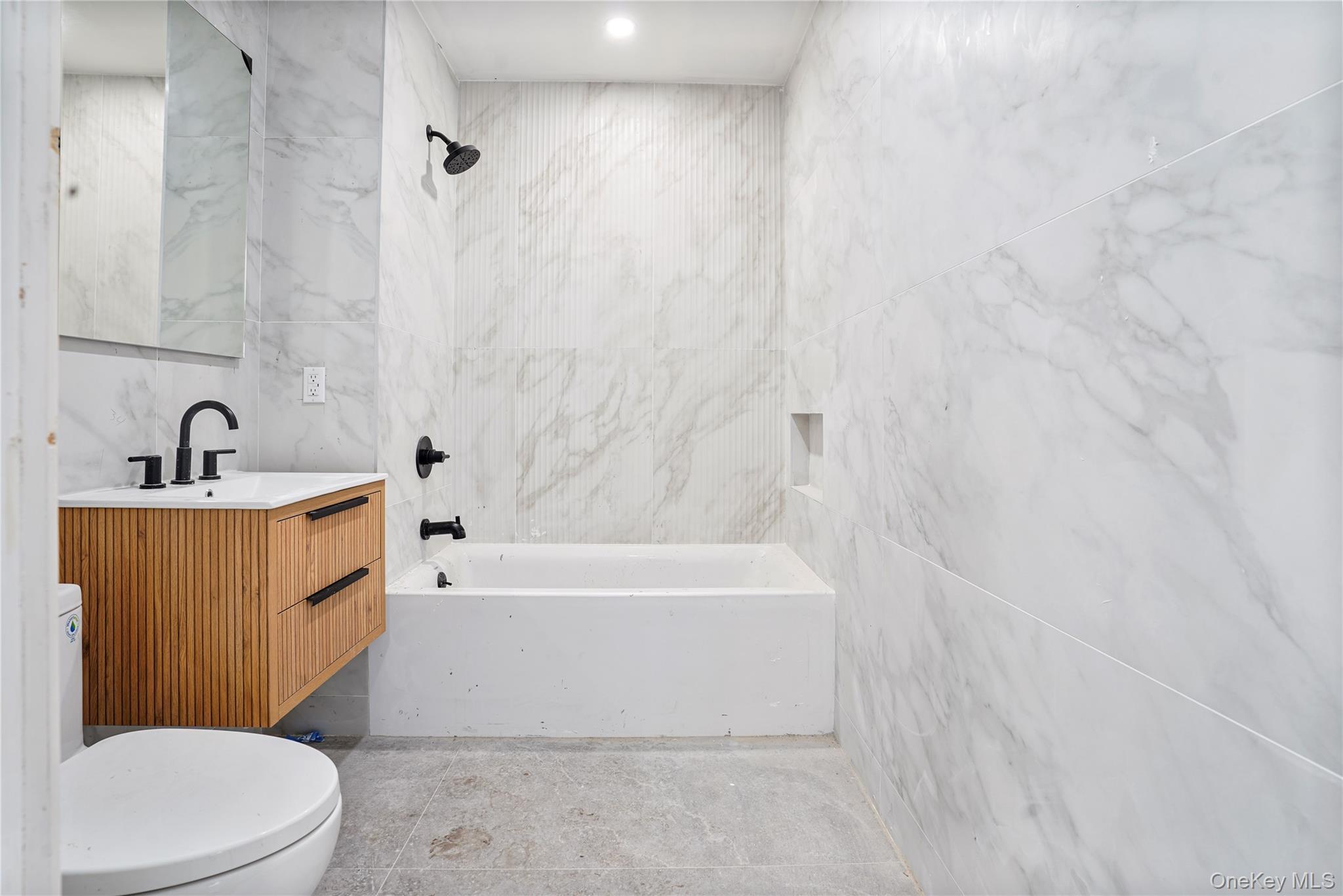 Condo Vernon  Brooklyn, NY 11206, MLS-961149-5