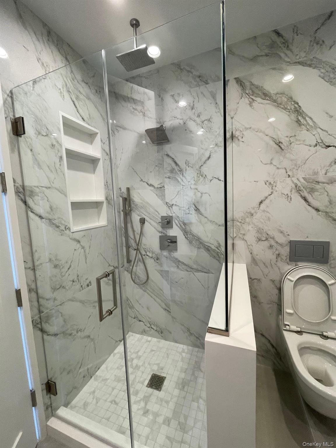 Condo 21st  Queens, NY 11105, MLS-961151-5