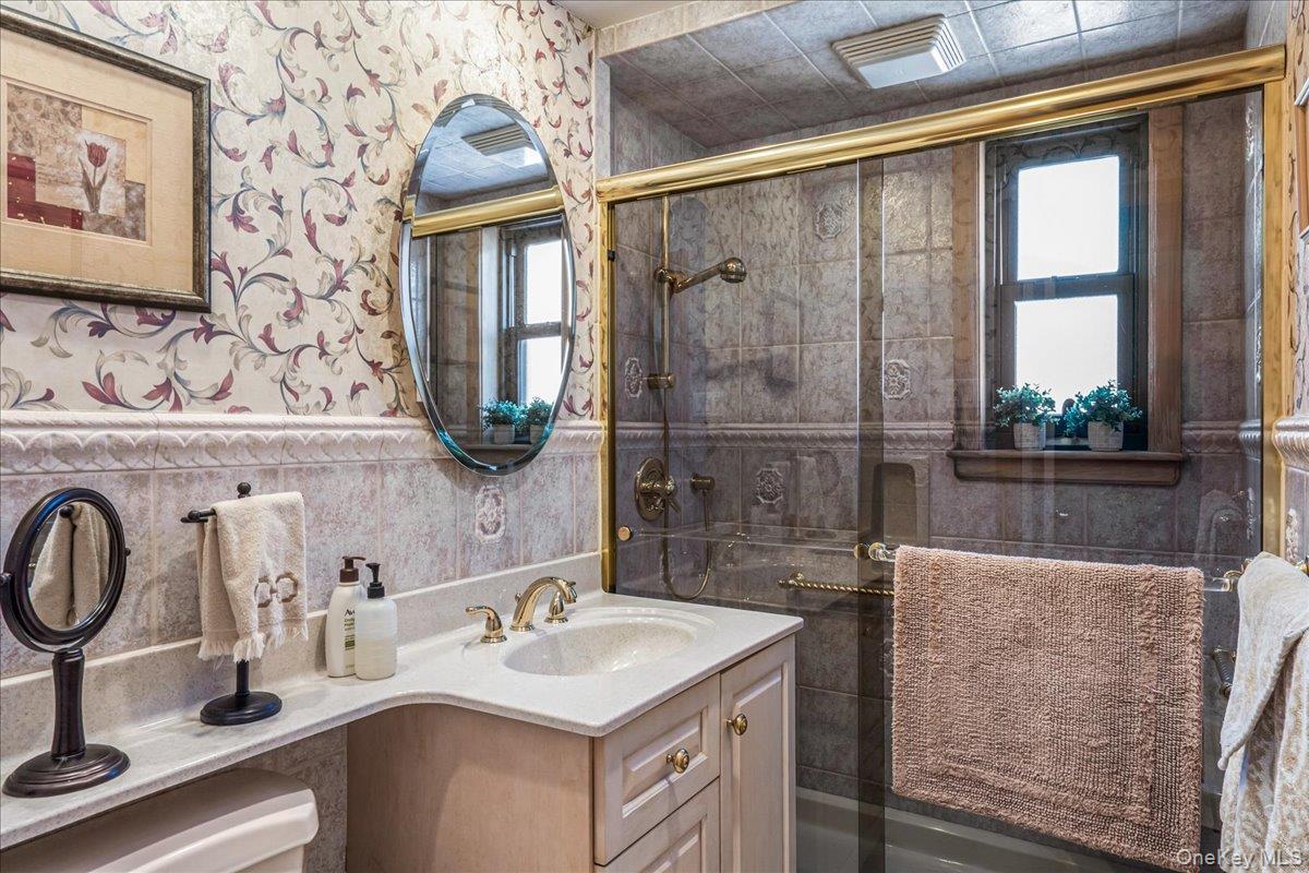 Coop 160th  Queens, NY 11357, MLS-961154-13