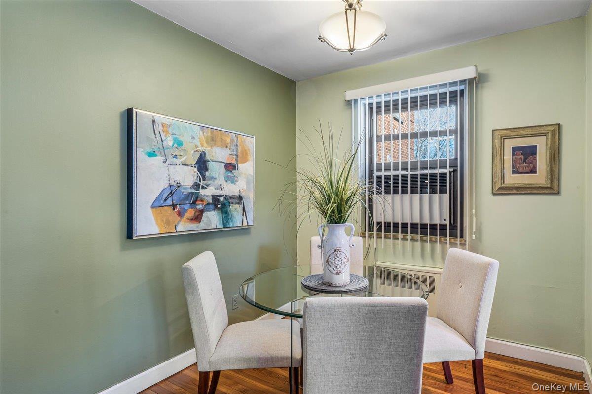 Coop 160th  Queens, NY 11357, MLS-961154-4