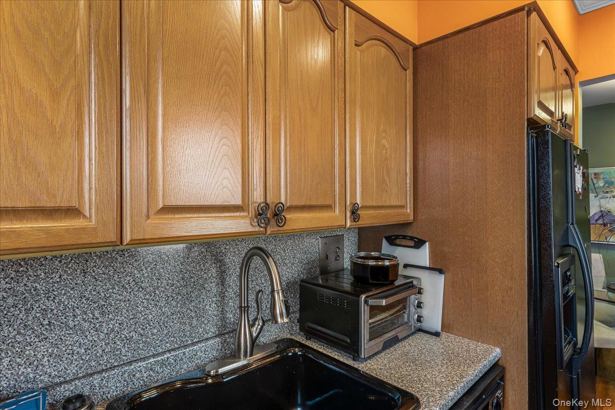 Coop 160th  Queens, NY 11357, MLS-961154-9