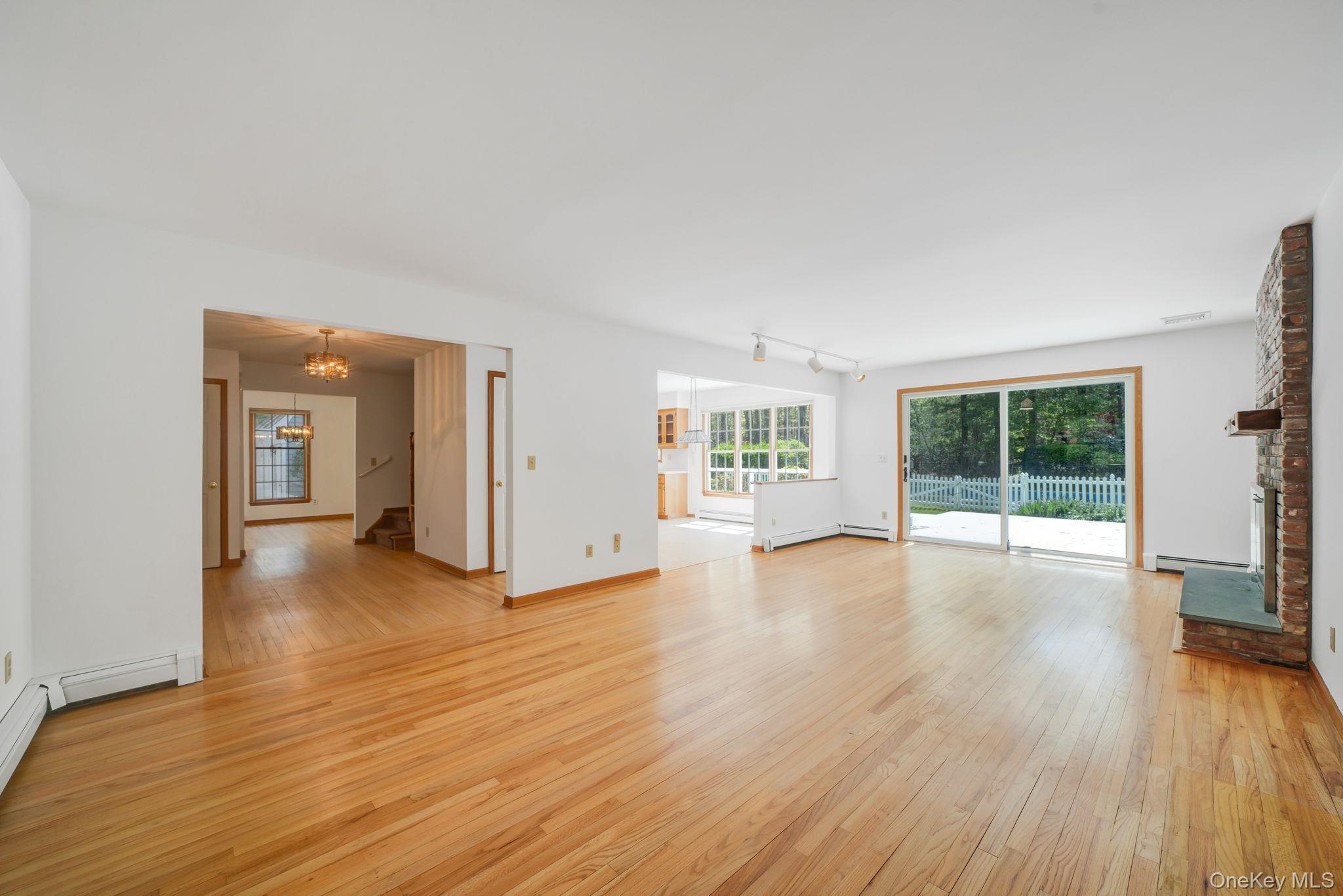 Single Family Chambord  Suffolk County, NY 11786, MLS-961158-21