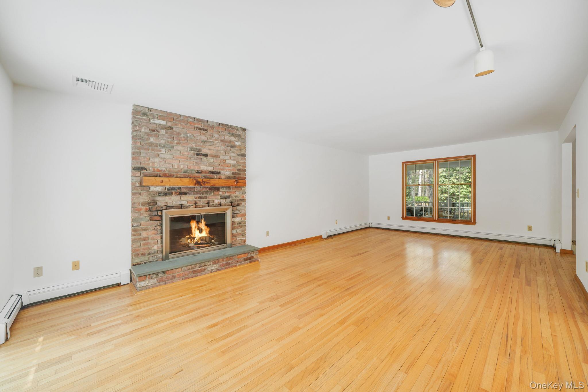 Single Family Chambord  Suffolk County, NY 11786, MLS-961158-22