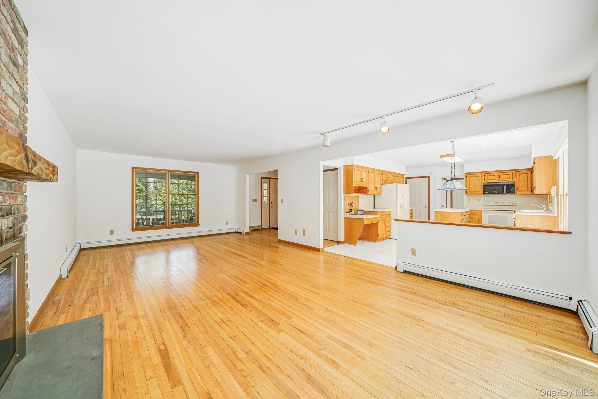 Single Family Chambord  Suffolk County, NY 11786, MLS-961158-23
